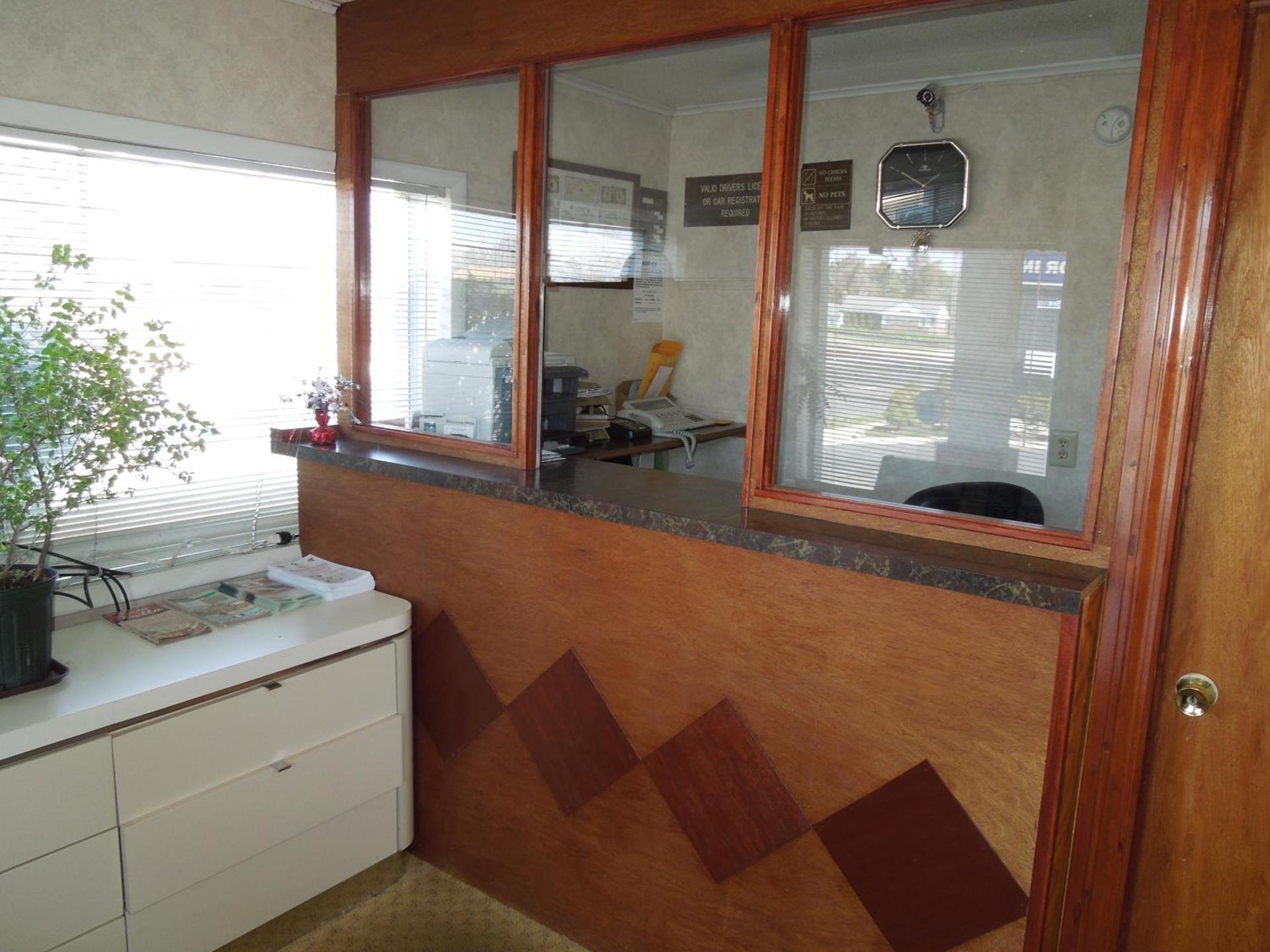 Starlite Motor Inn photo 8