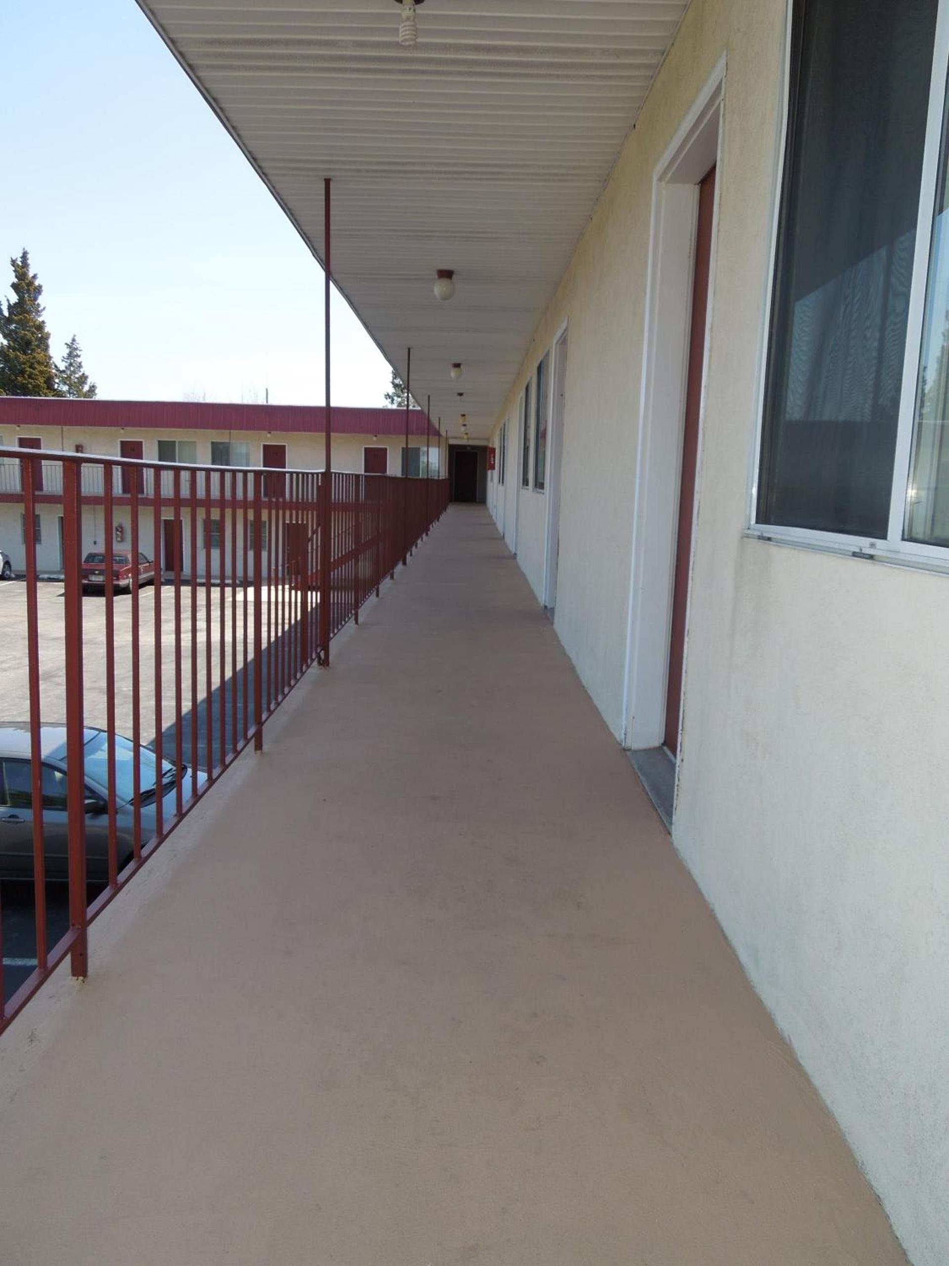 Starlite Motor Inn photo 10