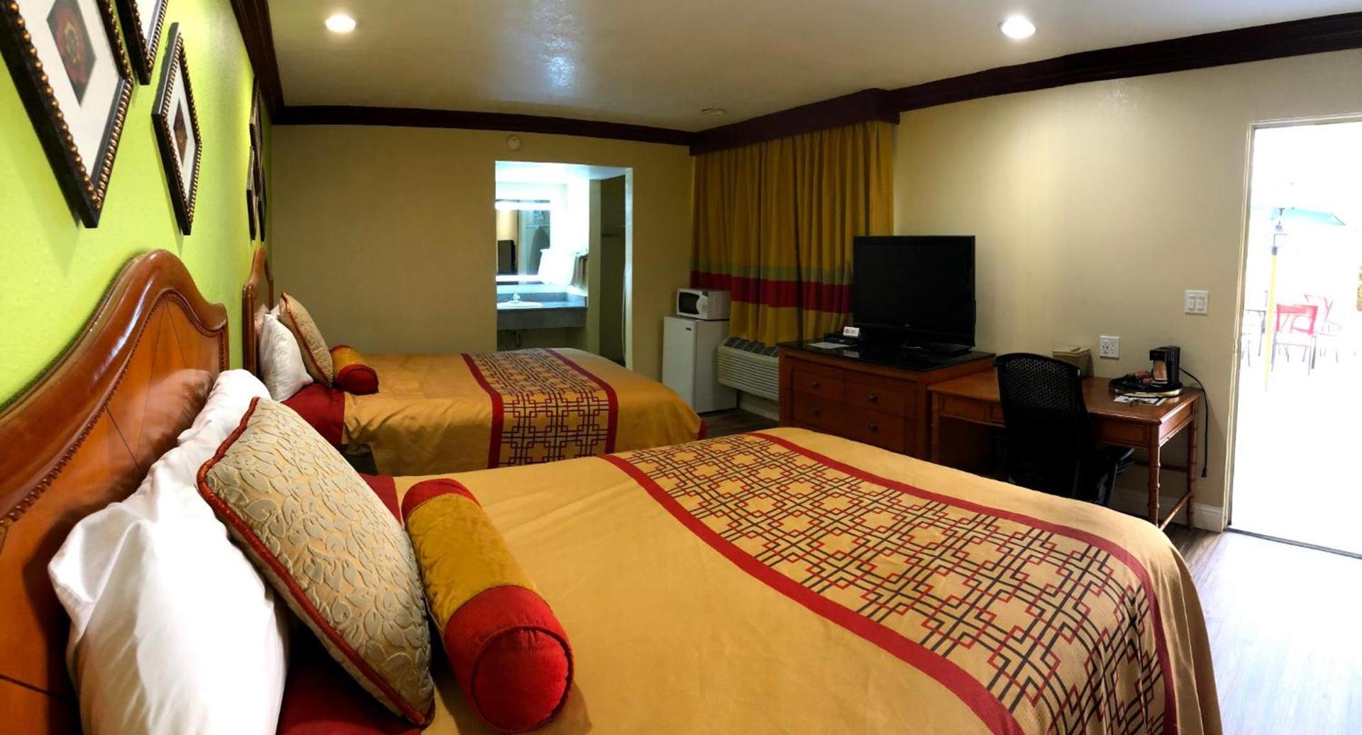 Imperial Inn Oakland photo 49