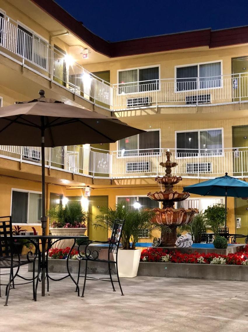 Imperial Inn Oakland photo 6