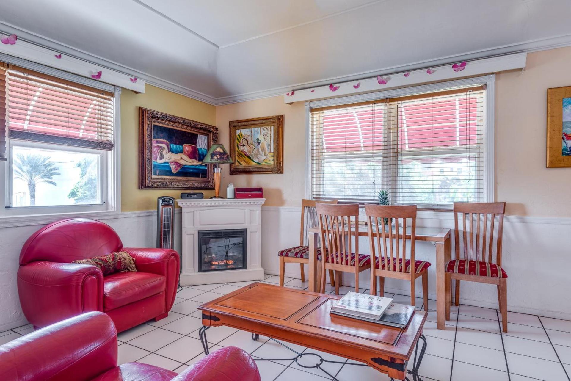 Villa Sinclair Beach Suites and Spa photo 22