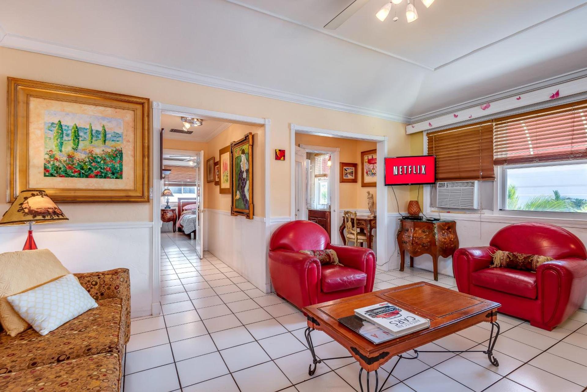 Villa Sinclair Beach Suites and Spa photo 29