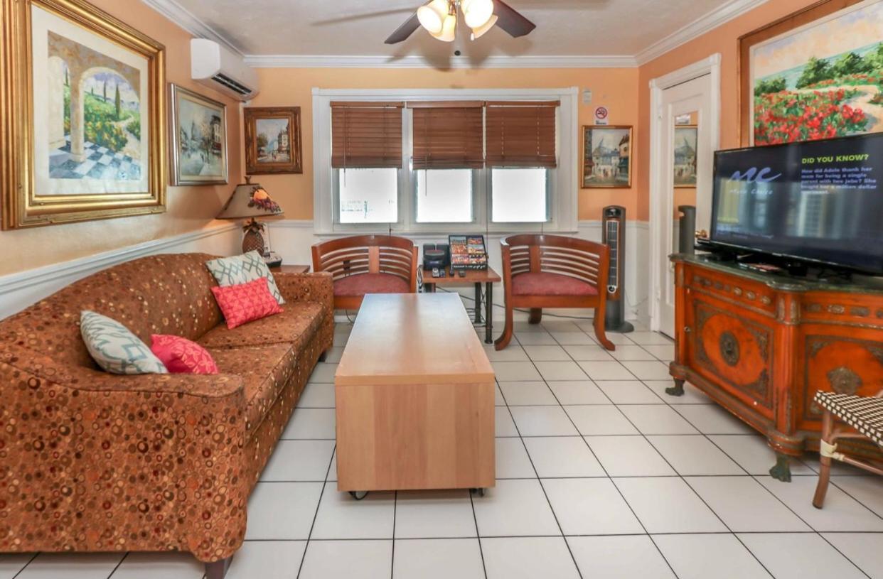 Villa Sinclair Beach Suites and Spa photo 19