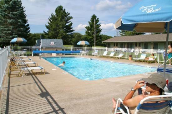 Country Club Motel photo 4