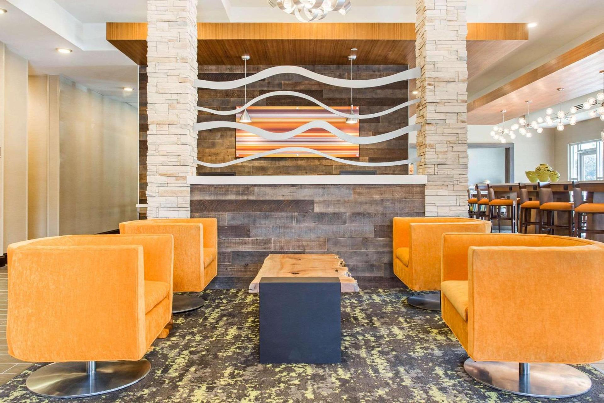 Comfort Suites North Charleston - Ashley Phosphate photo 41