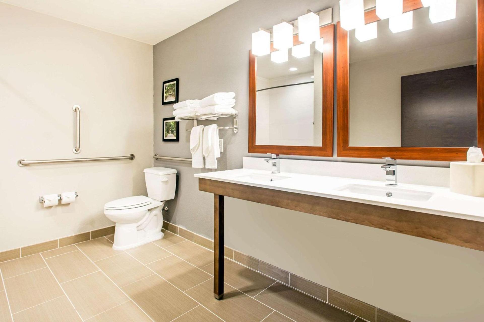Comfort Suites North Charleston - Ashley Phosphate photo 23