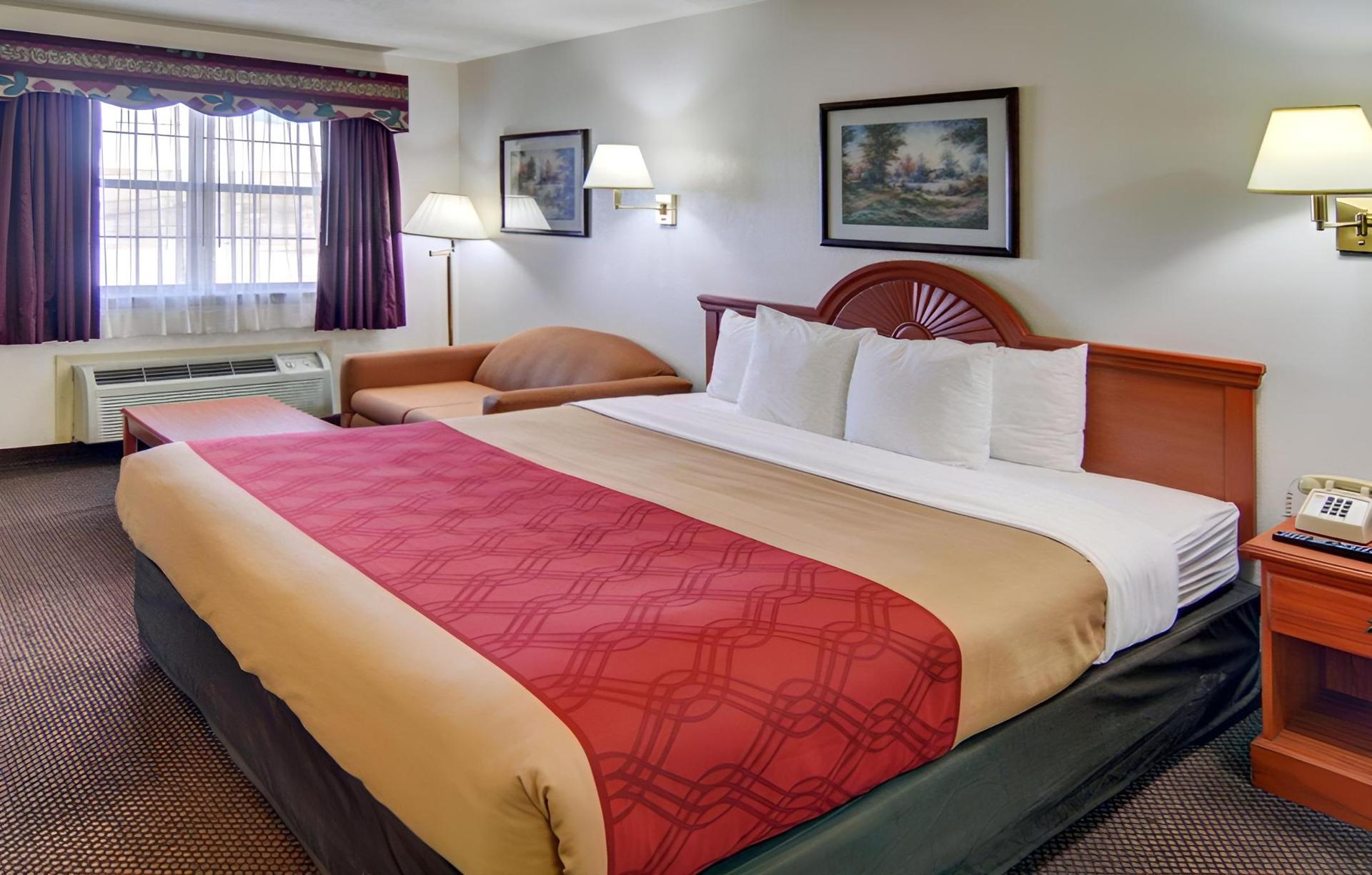Econo Lodge Decatur photo 5