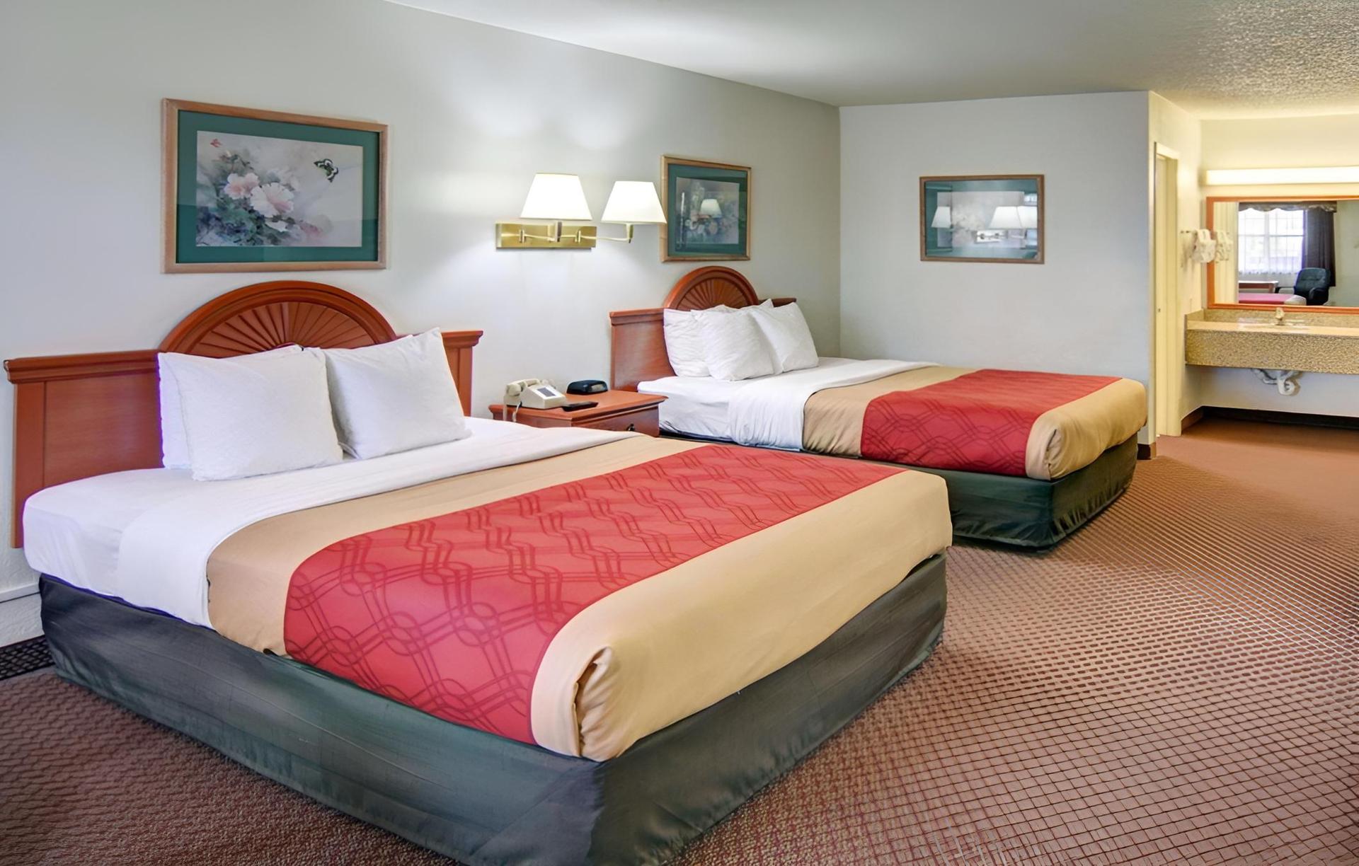 Econo Lodge Decatur photo 7