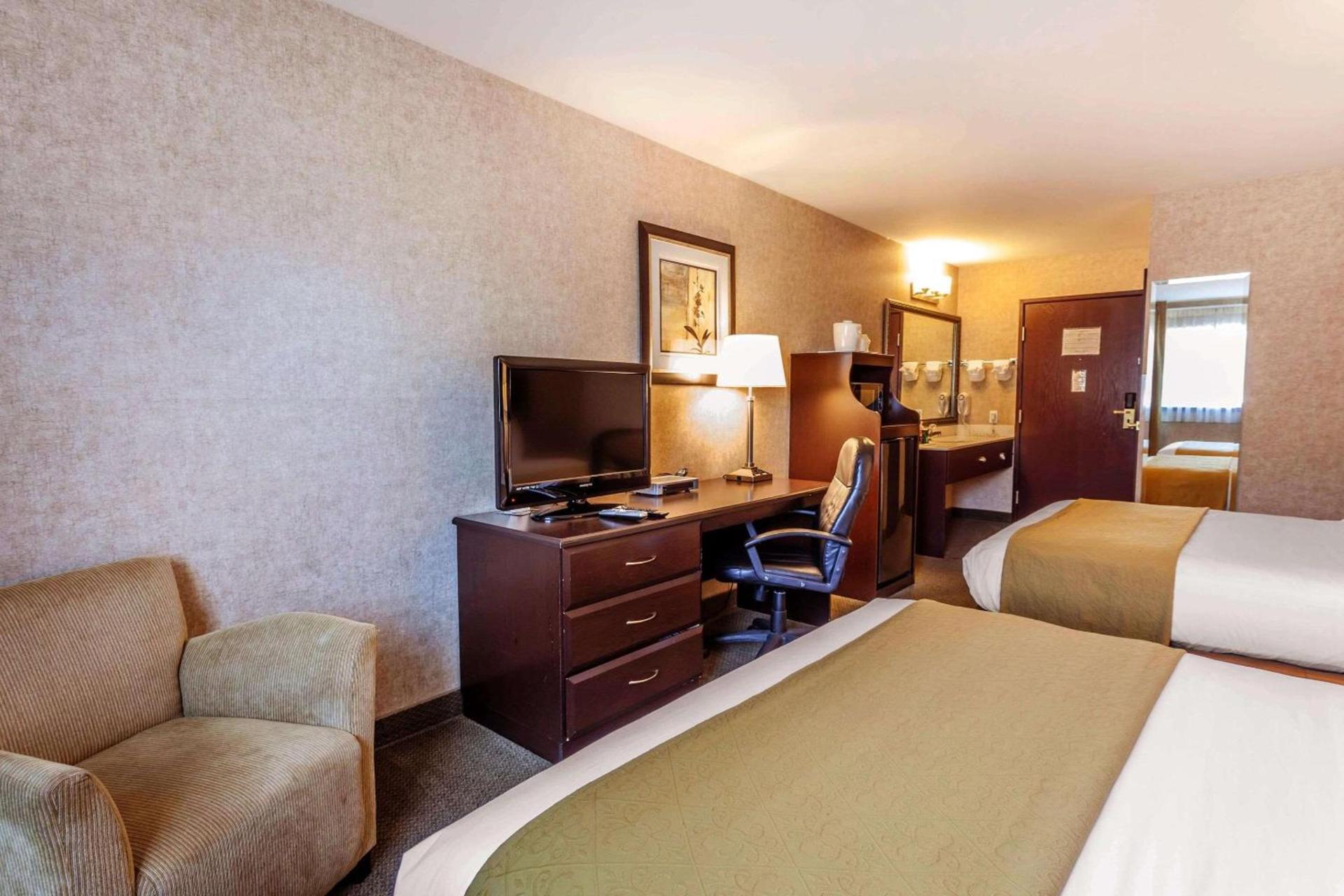 Quality Inn Arlington photo 10
