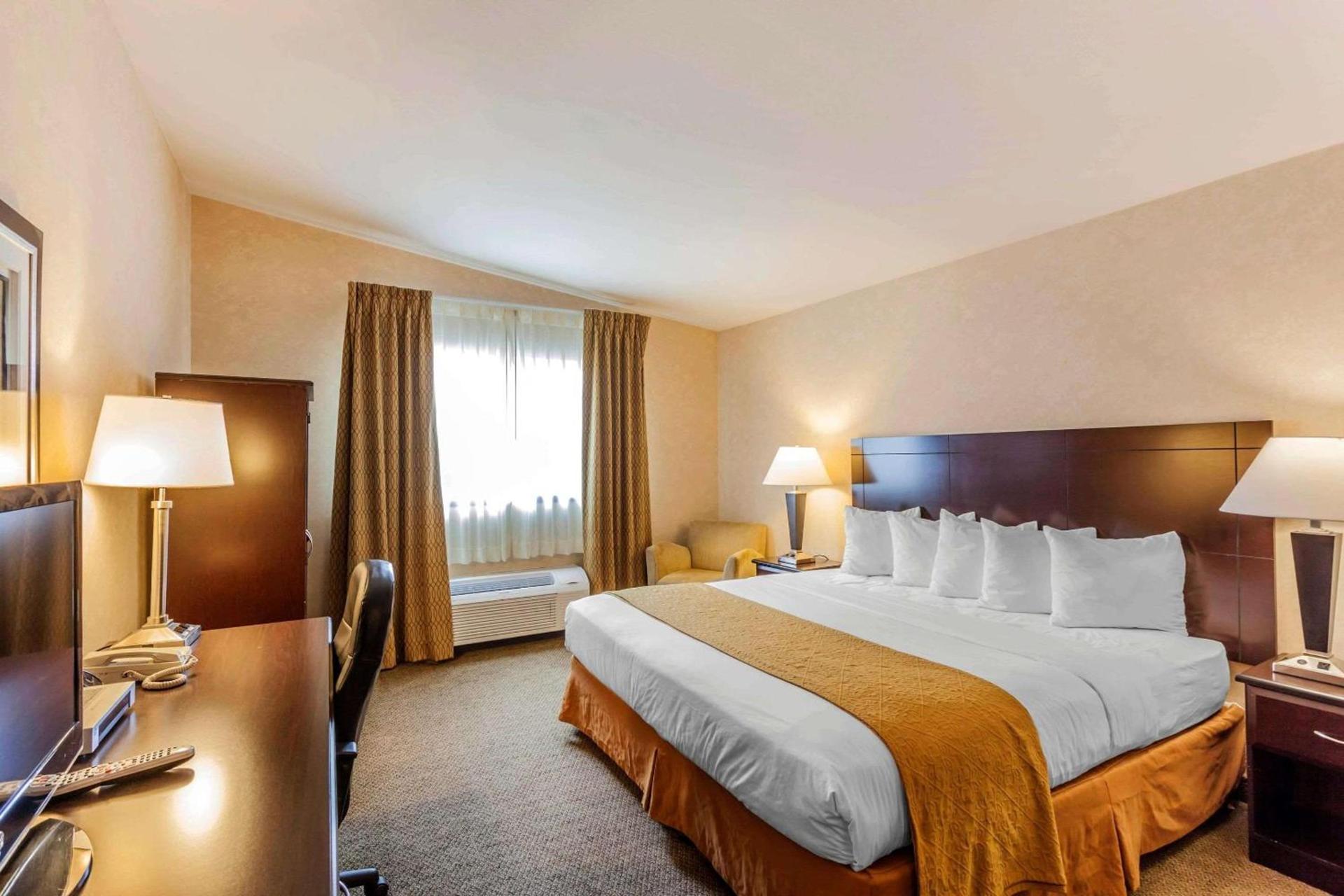 Quality Inn Arlington photo 16