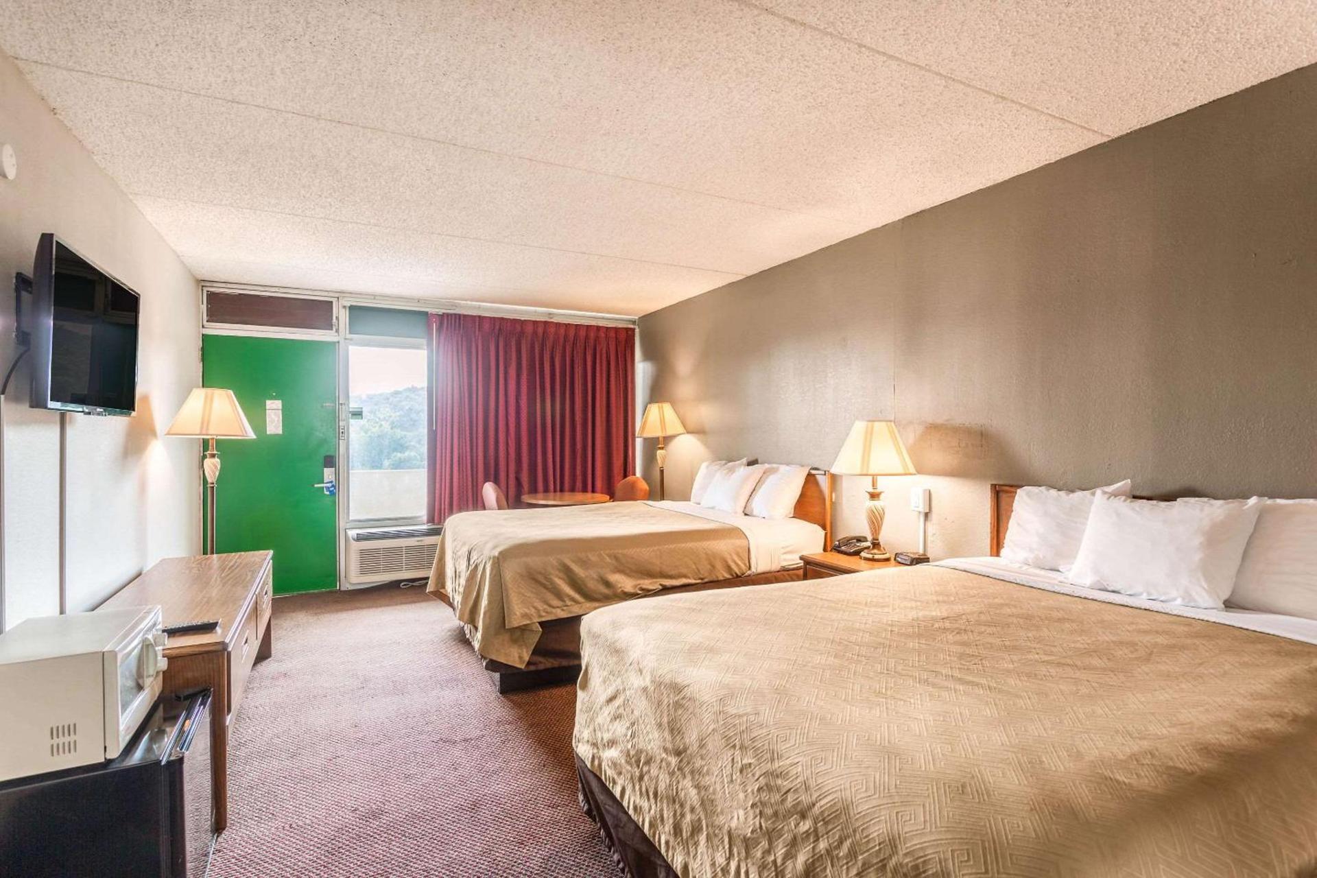 Rodeway Inn Renfro Valley photo 4