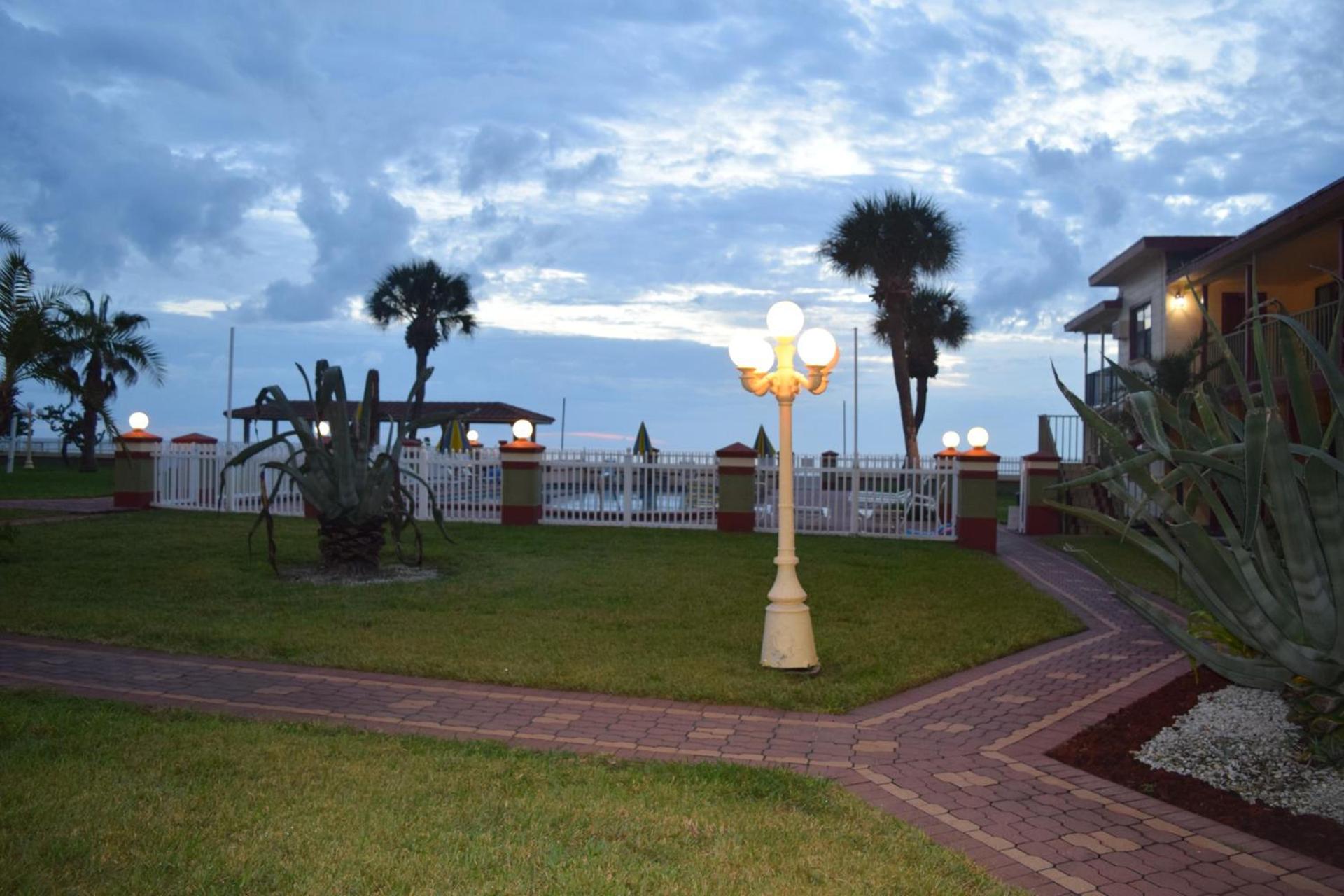 Sails Resort Motel photo 32