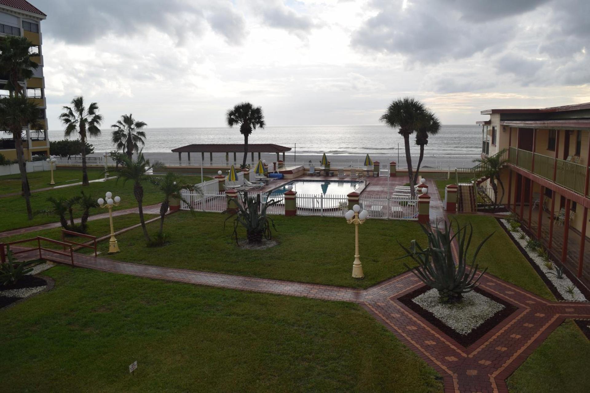 Sails Resort Motel photo 38