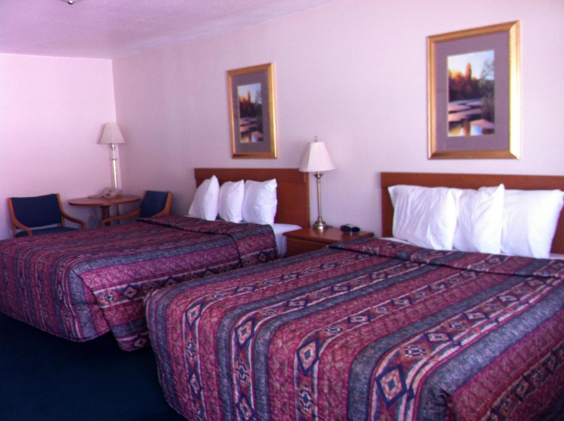 Legacy Inn photo 6