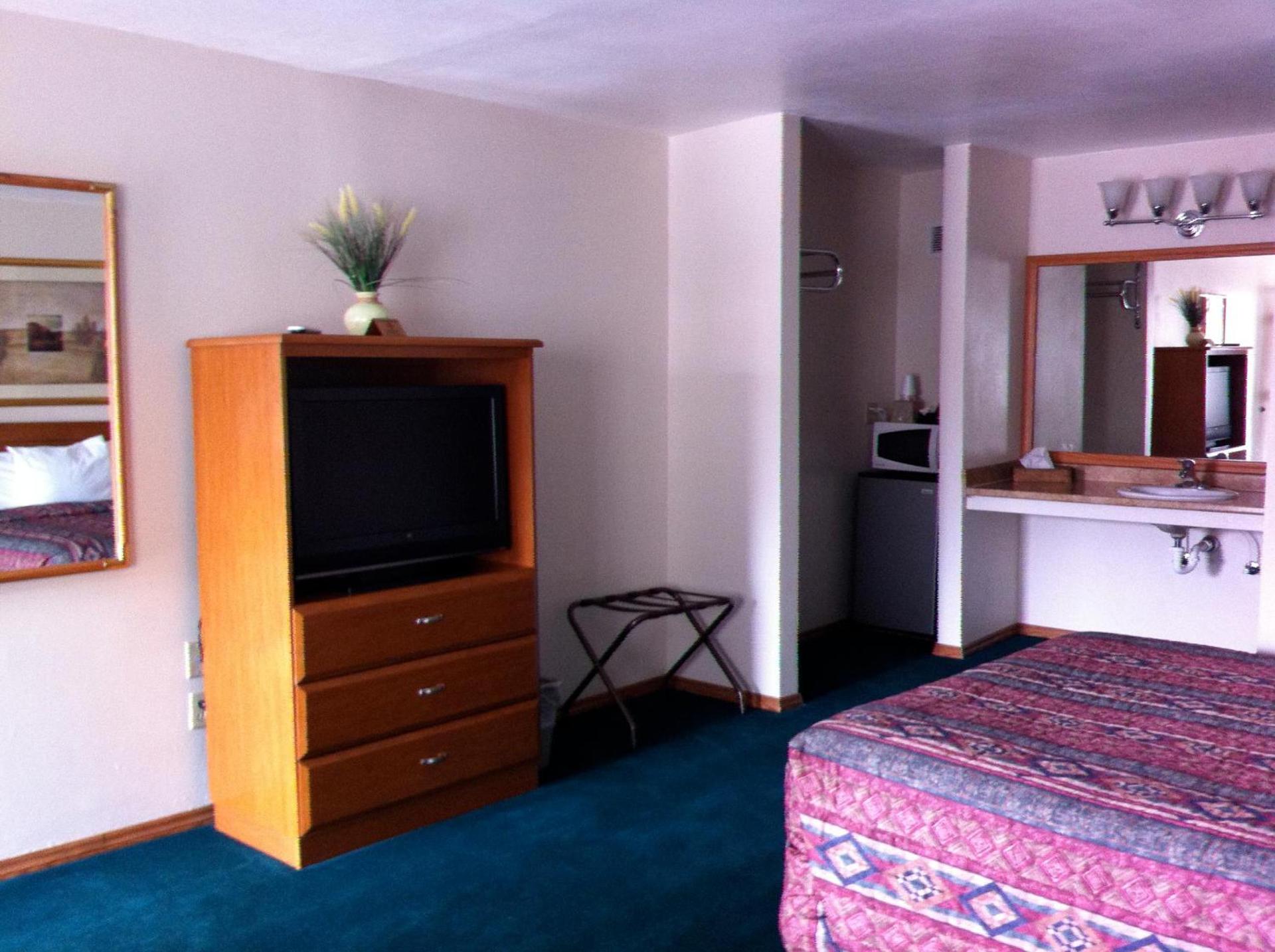 Legacy Inn photo 3