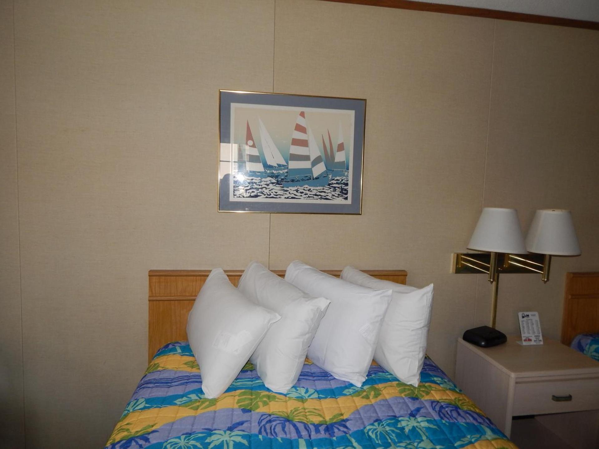 Sun 'n Fun Motel photo 6