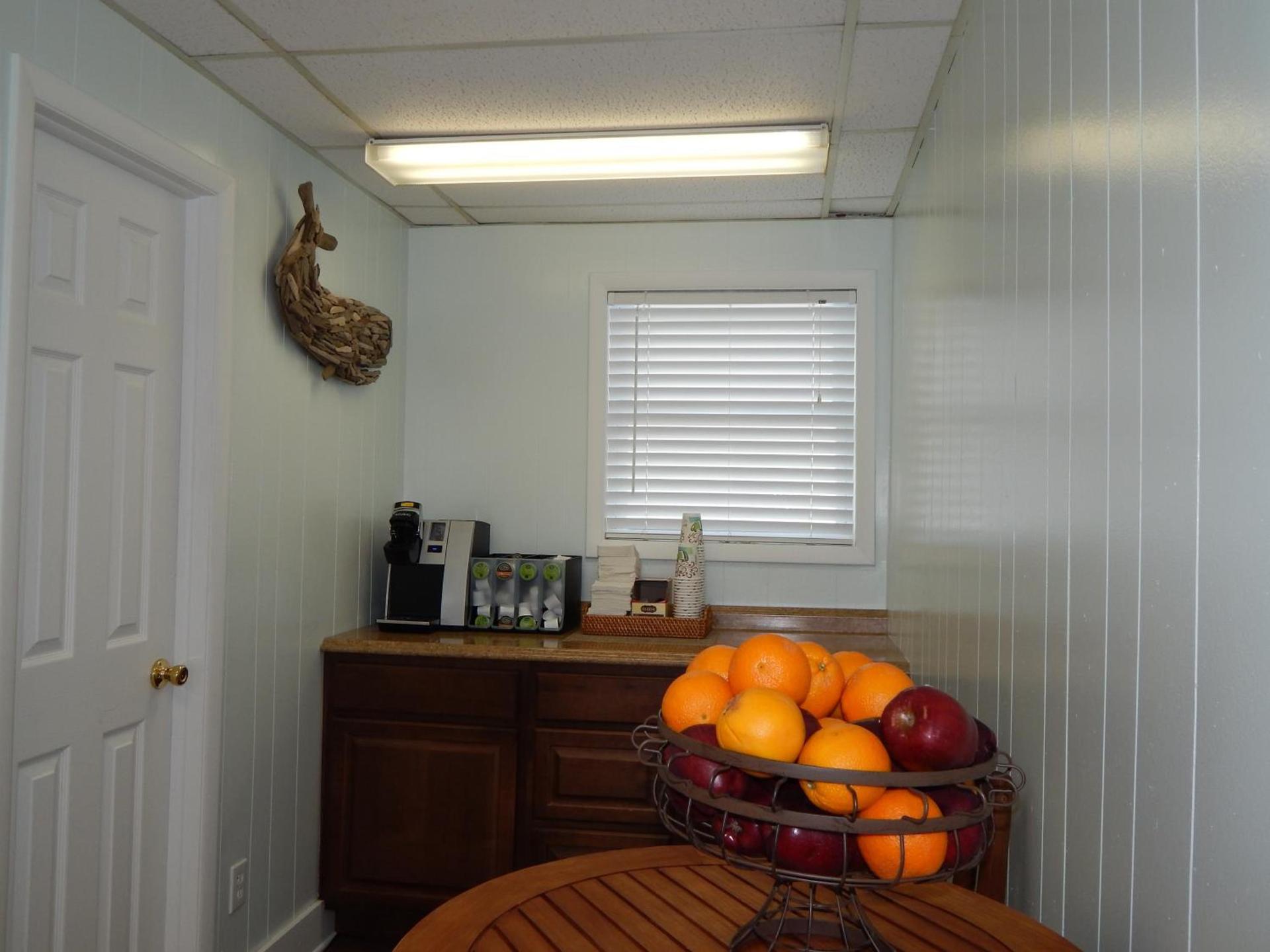 Sun 'n Fun Motel photo 7