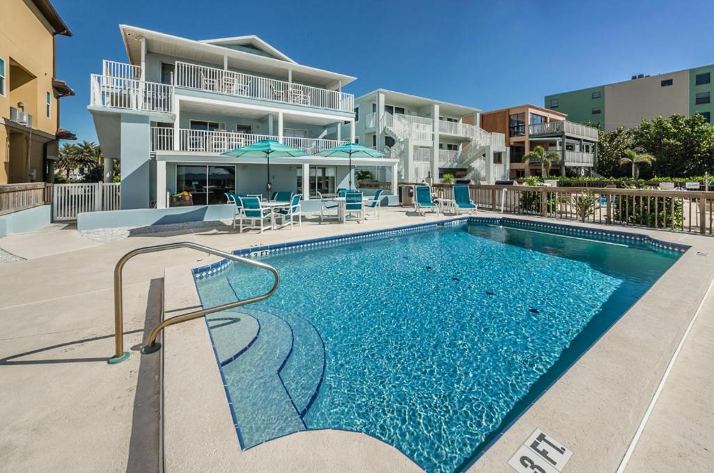 The New Hotel Collection Beachfront photo 3