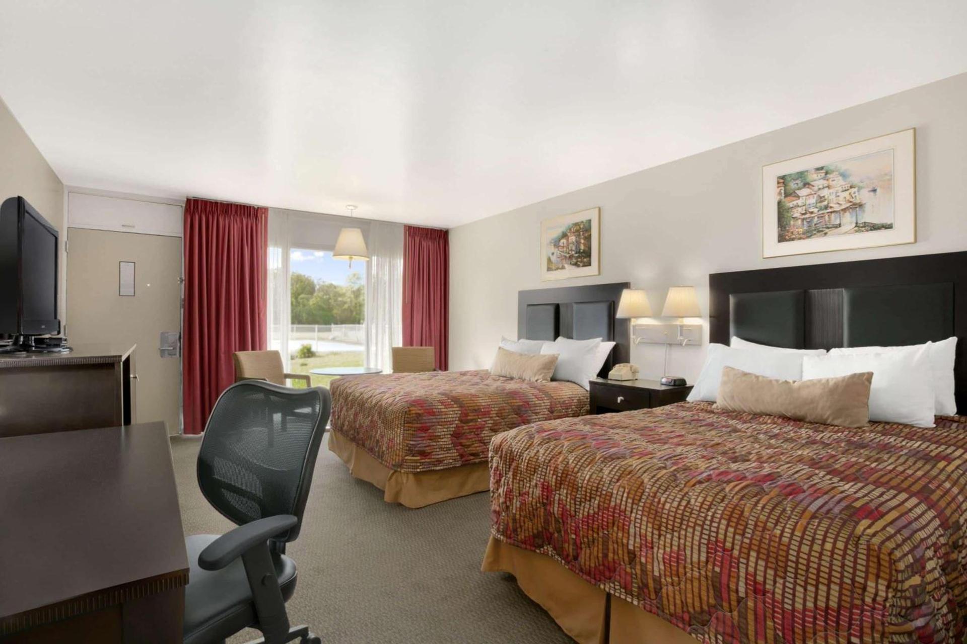 Ramada by Wyndham Washington photo 6