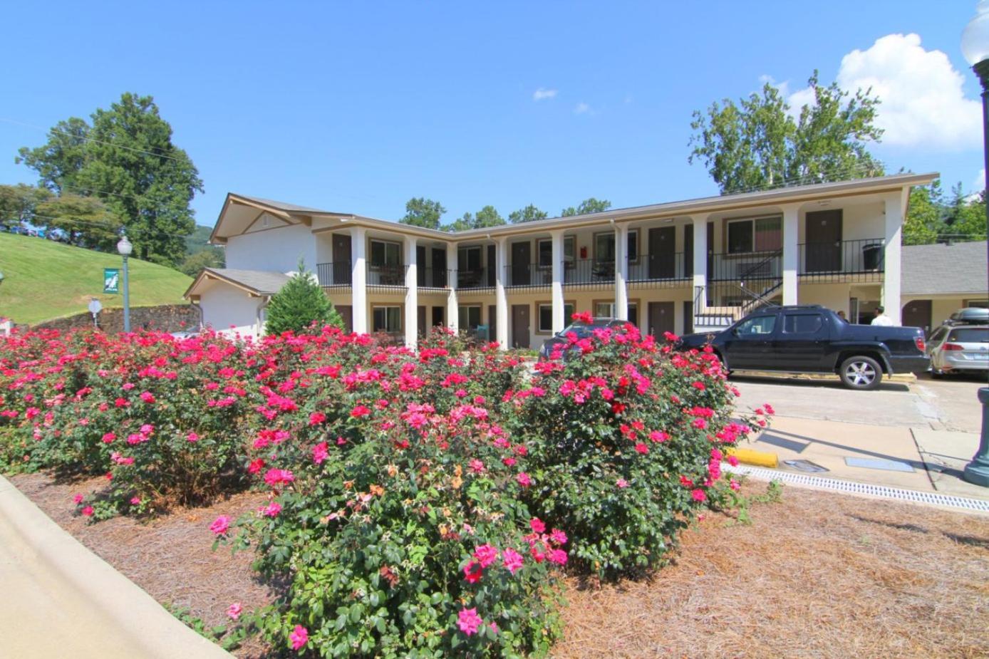 Blue Ridge Inn photo 14