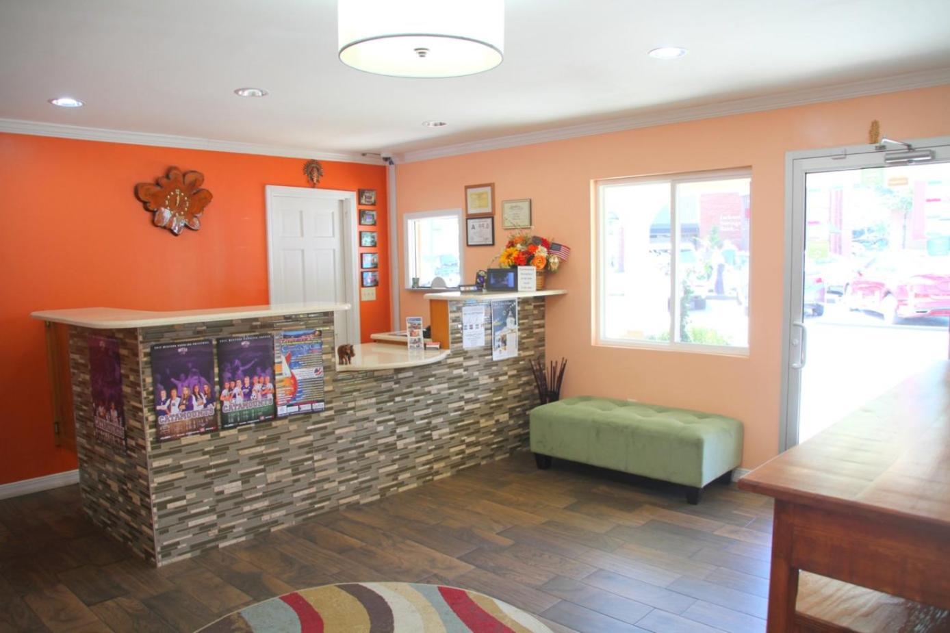 Blue Ridge Inn photo 12