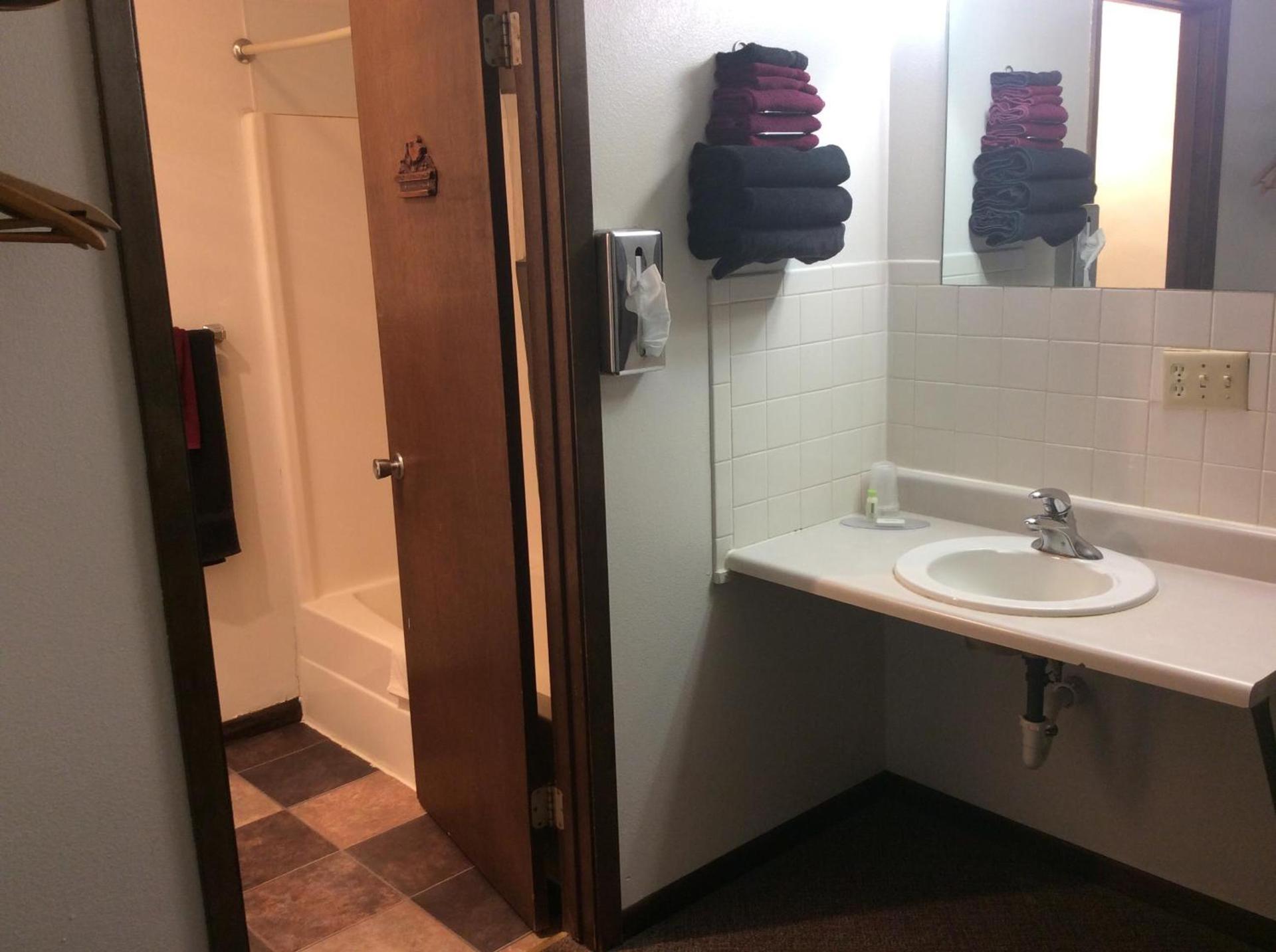 Sports Club Motel photo 26