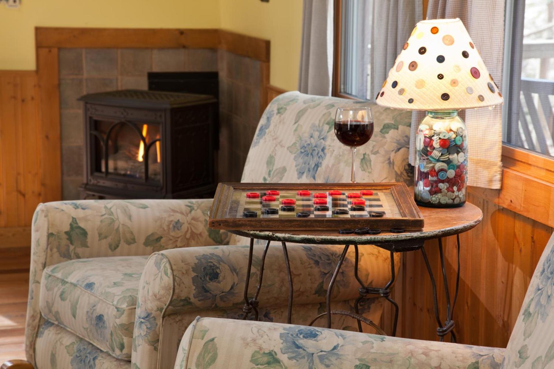 Inn & Spa at Cedar Falls photo 4