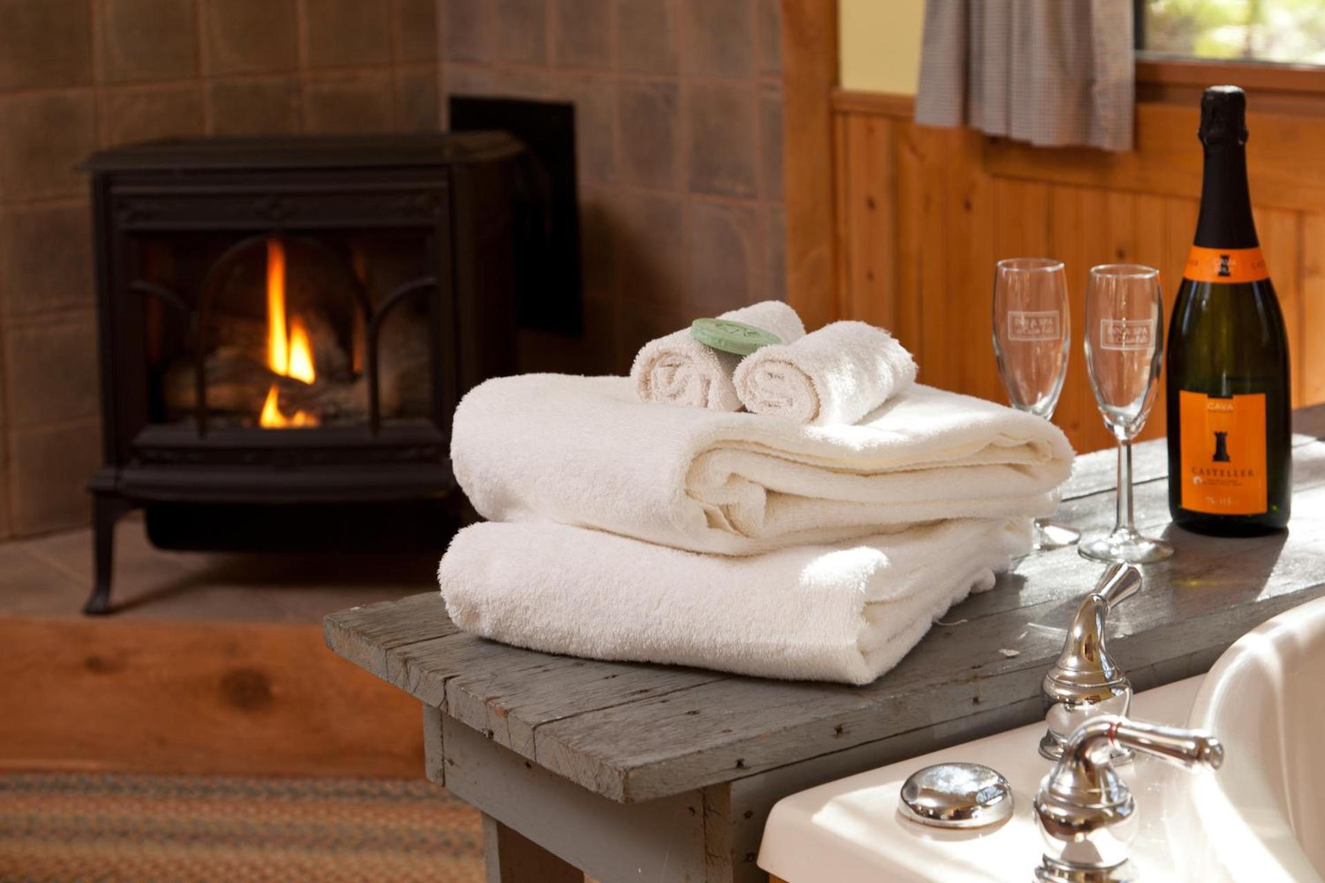Inn & Spa at Cedar Falls photo 27