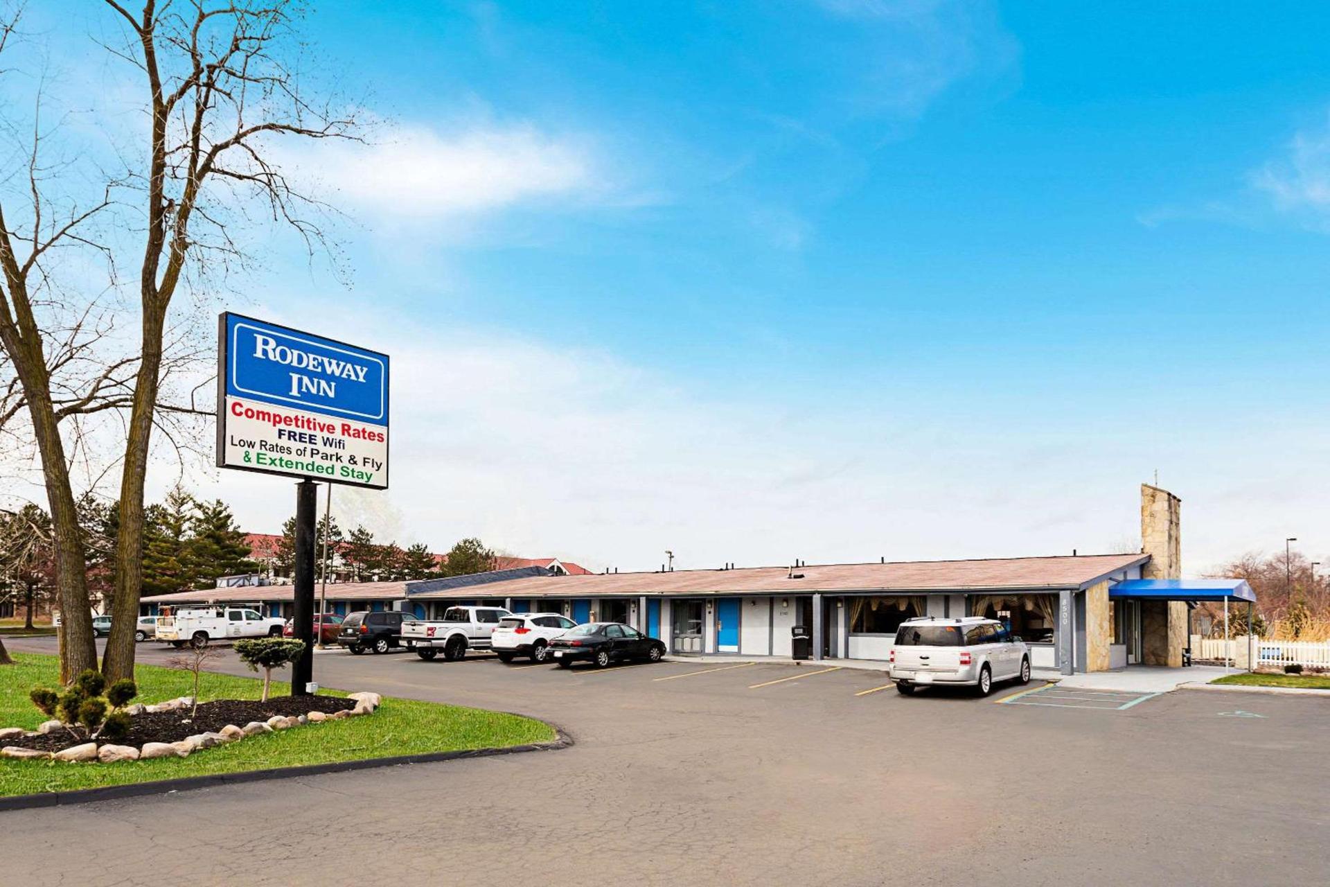 Rodeway Inn Metro Airport photo 1