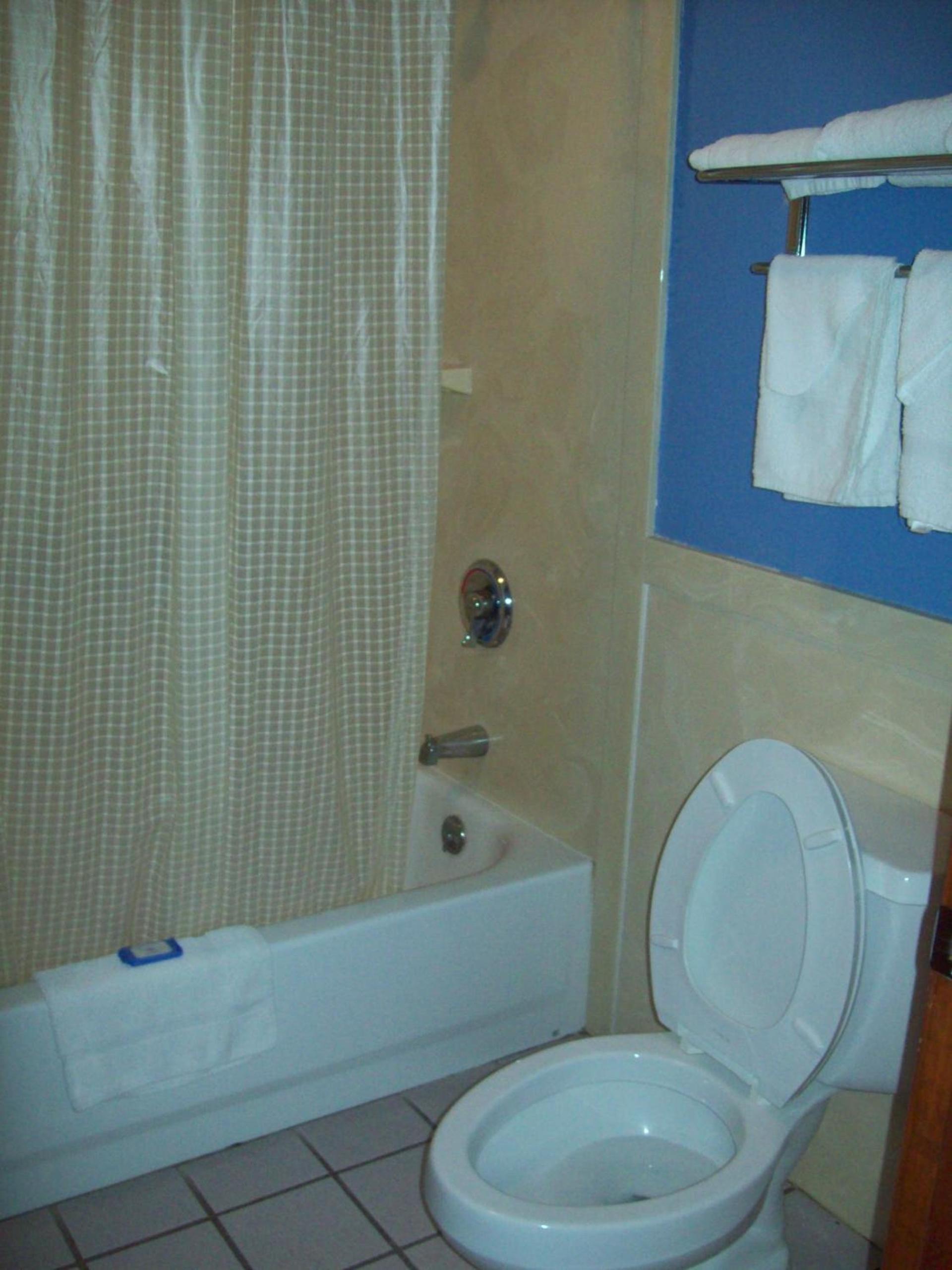 Western Inn Express photo 11