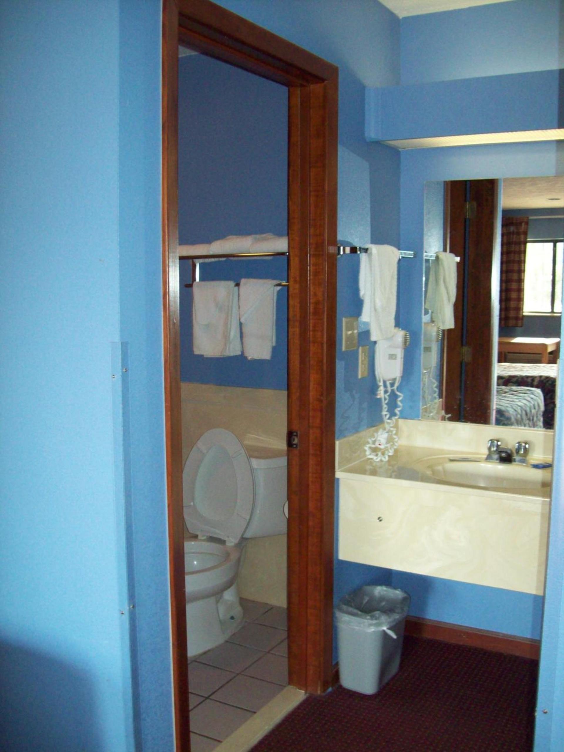 Western Inn Express photo 10