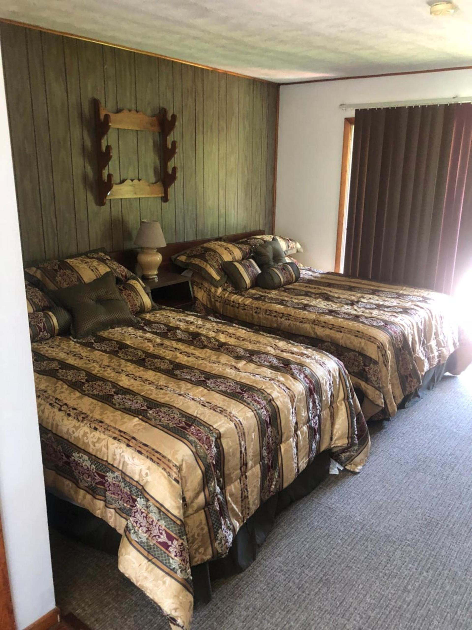 Michael Dee's Motel photo 7