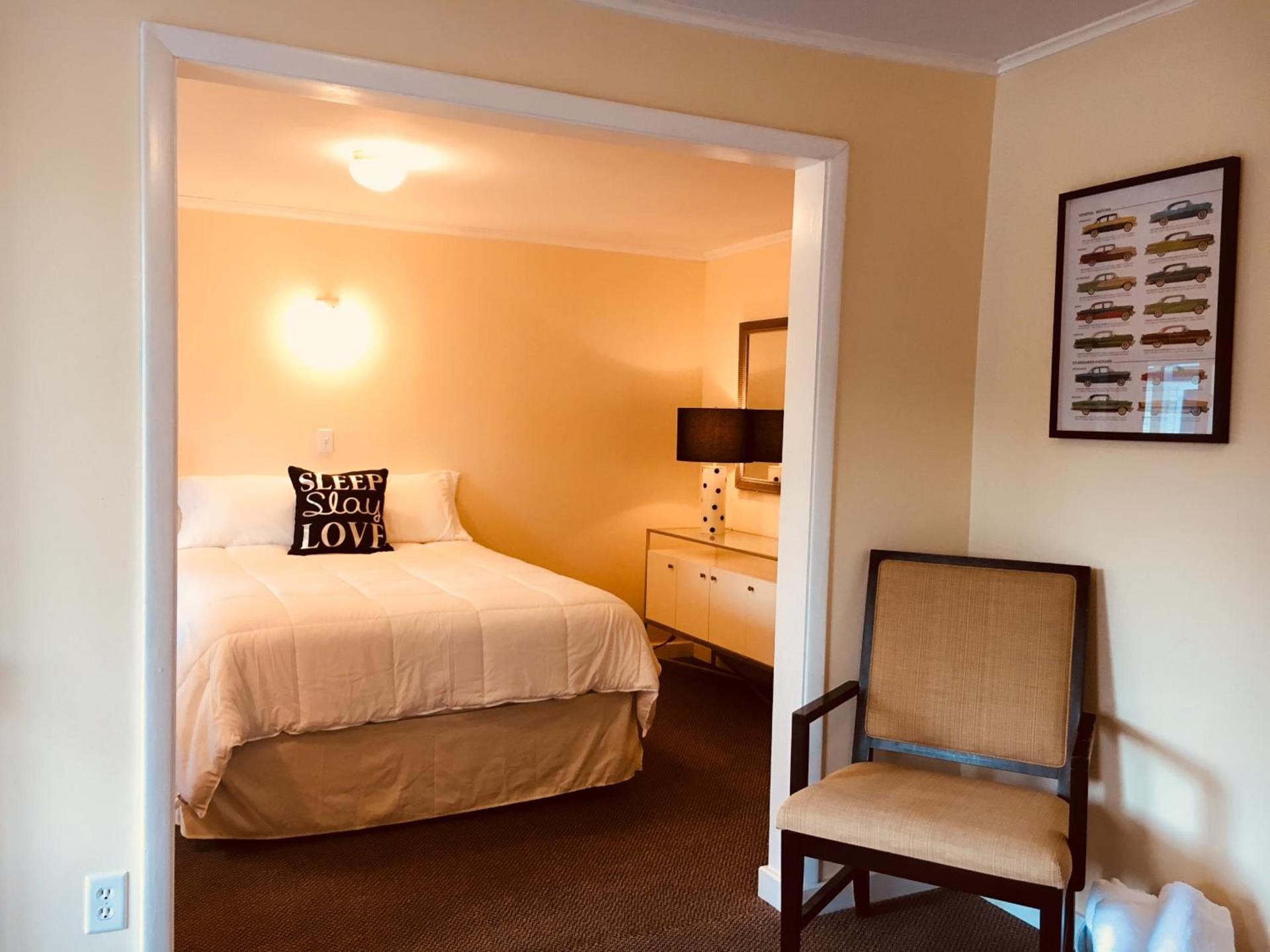 Green Acre Motel photo 12