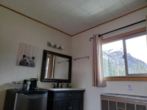 High Country Motel and Cabins photo 30