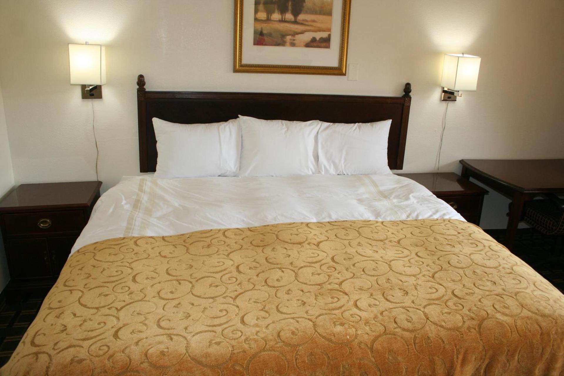Scottish Inns Weatherford photo 5