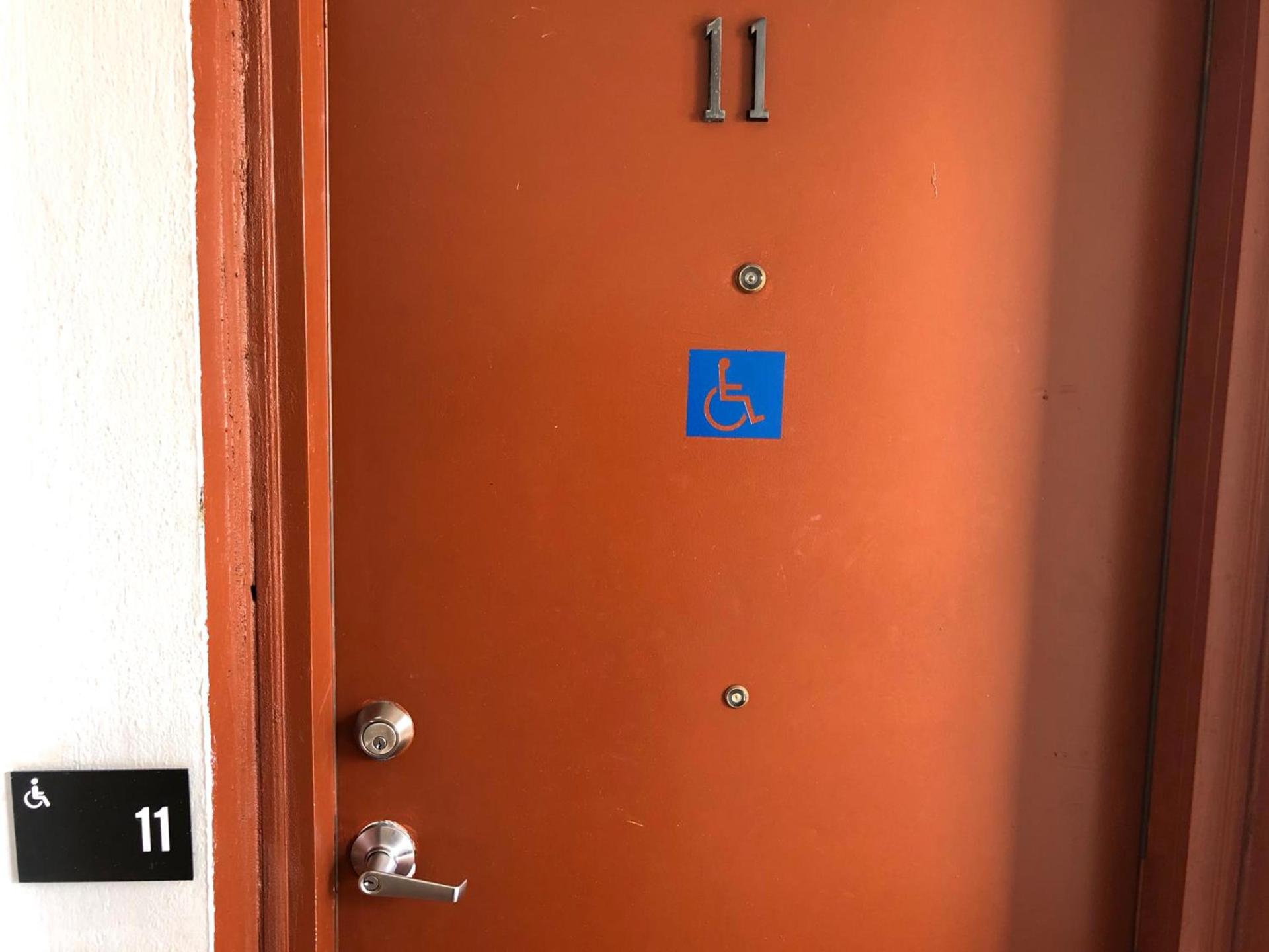 Ramona Motel photo 21