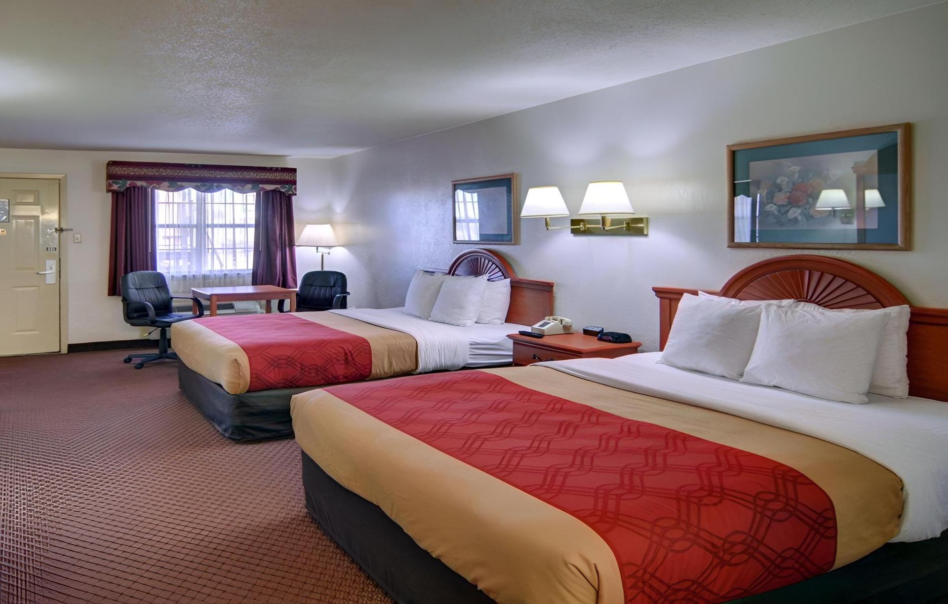 Econo Lodge Decatur photo 4