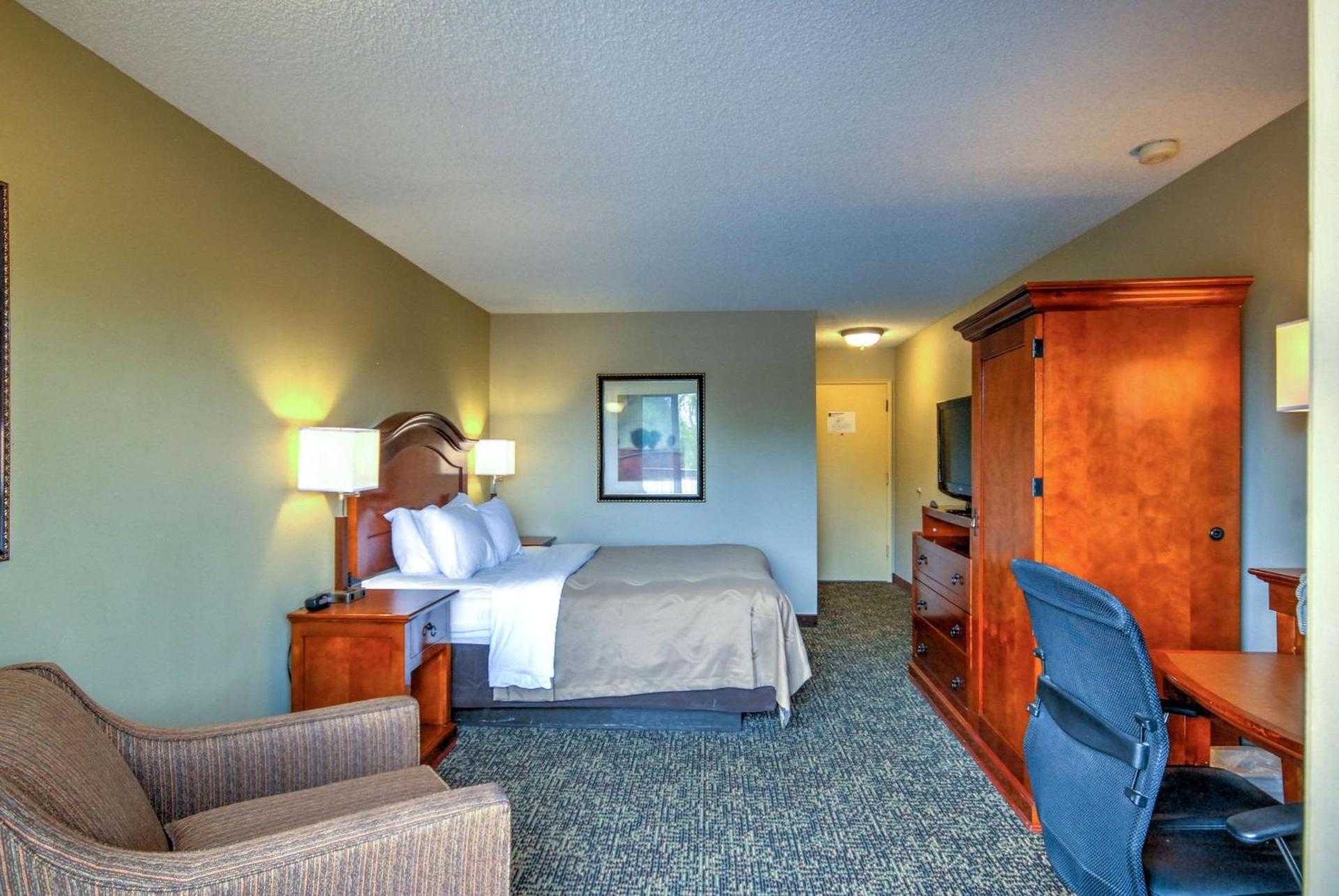 Quality Inn Big Sky photo 10