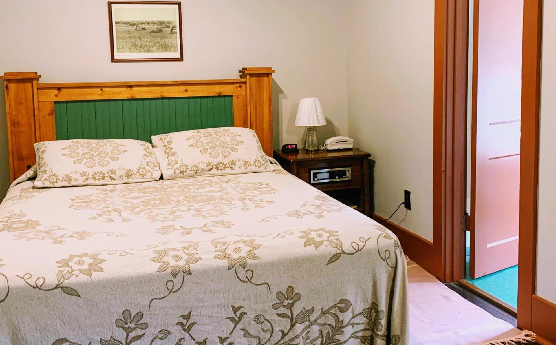 Lakeside Inn photo 46
