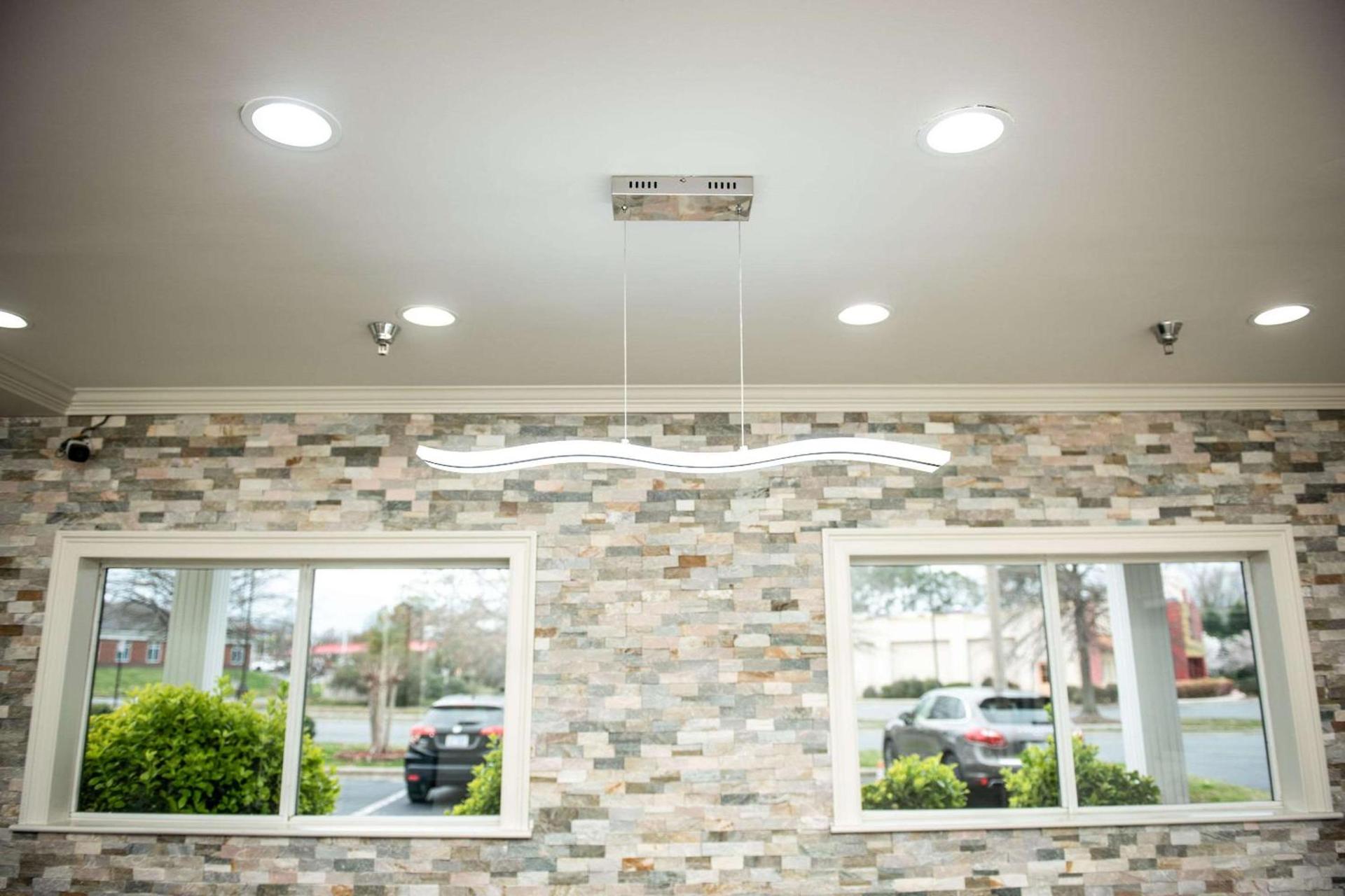 Suburban Studios Charlotte-Ballantyne photo 19