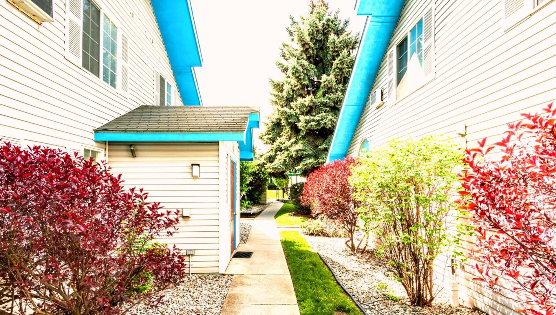 Turning Leaf Townhome Suites photo 35