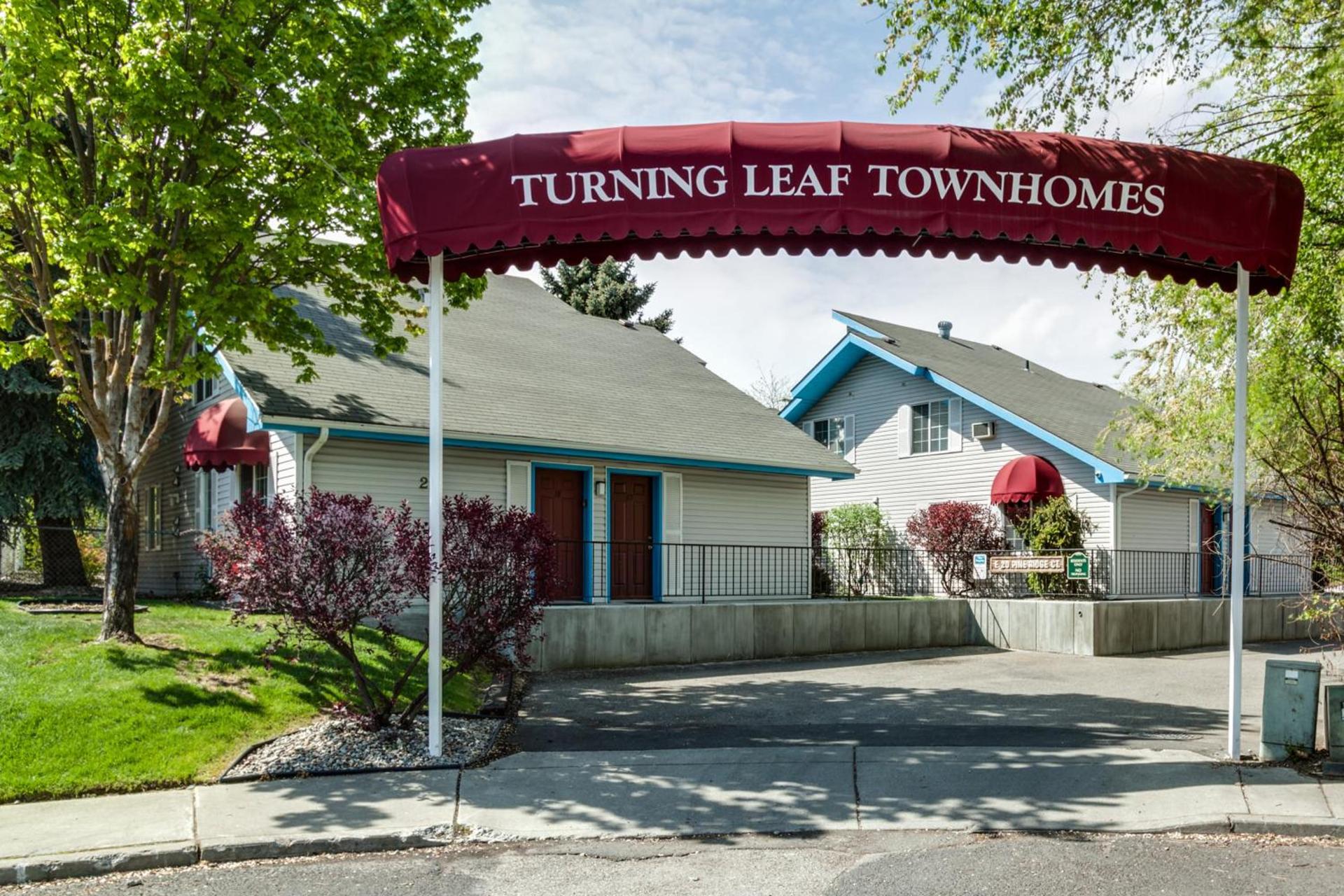 Turning Leaf Townhome Suites photo 25