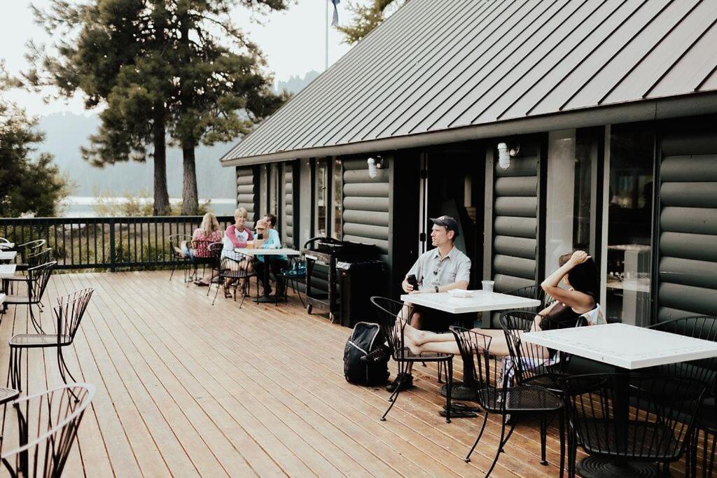 The Suttle Lodge & Boathouse photo 27