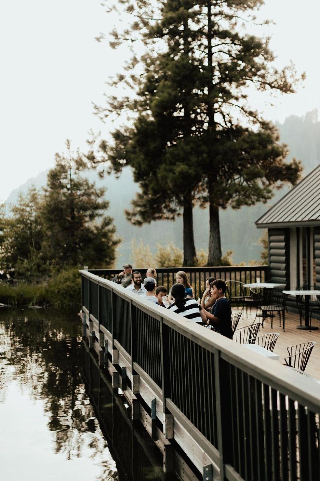 The Suttle Lodge & Boathouse photo 32