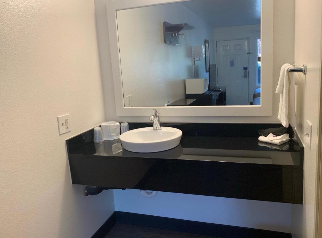 Motel 6-Yakima, WA - Downtown photo 18