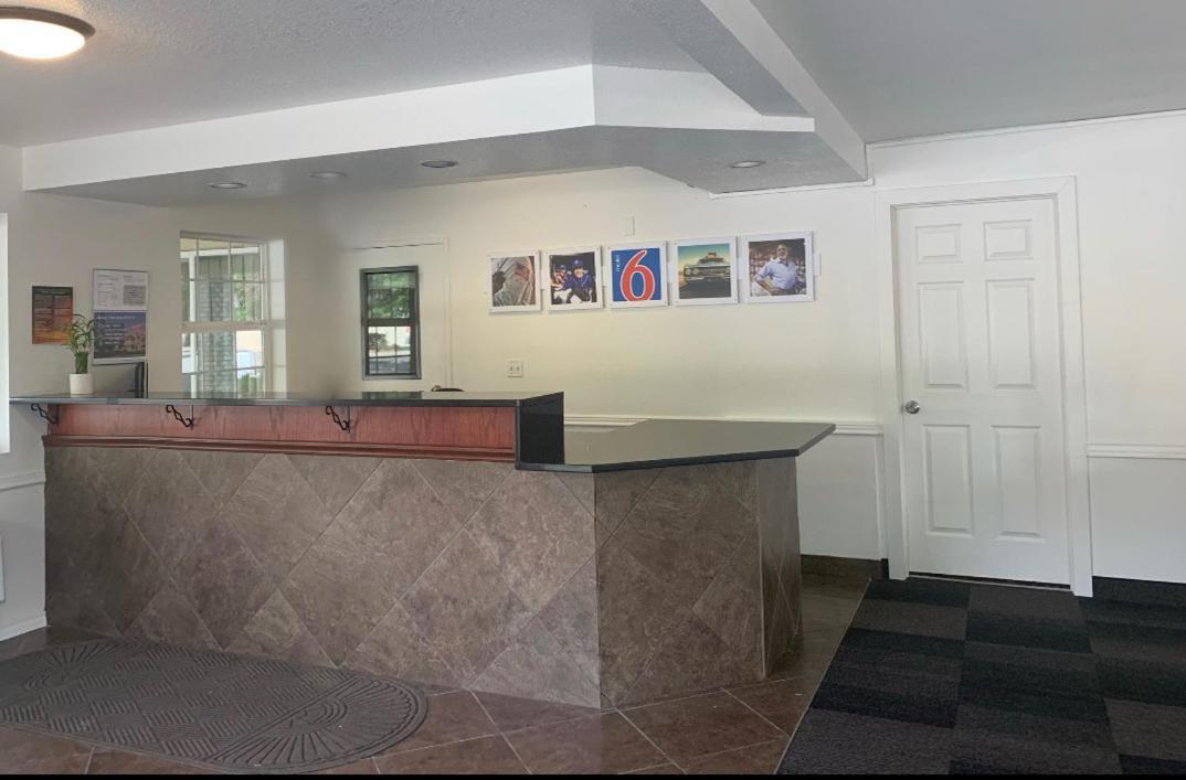 Motel 6-Yakima, WA - Downtown photo 7