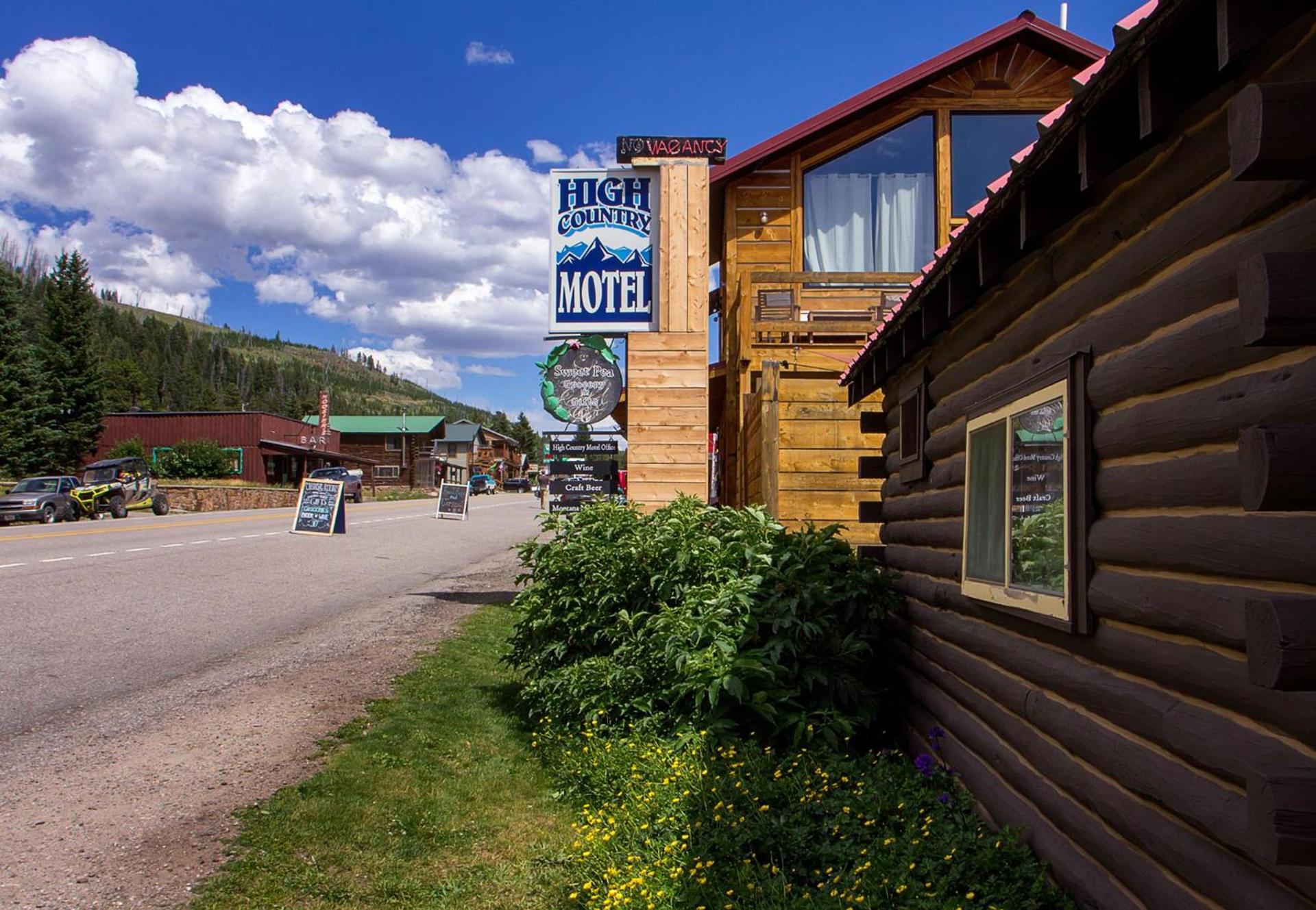 High Country Motel and Cabins photo 1
