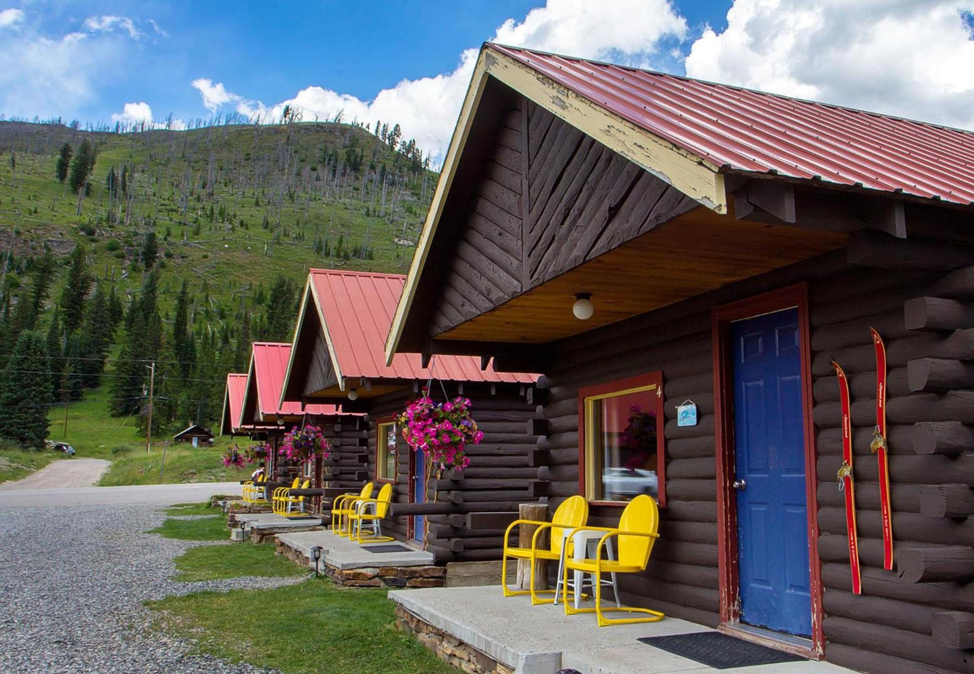 High Country Motel and Cabins photo 32