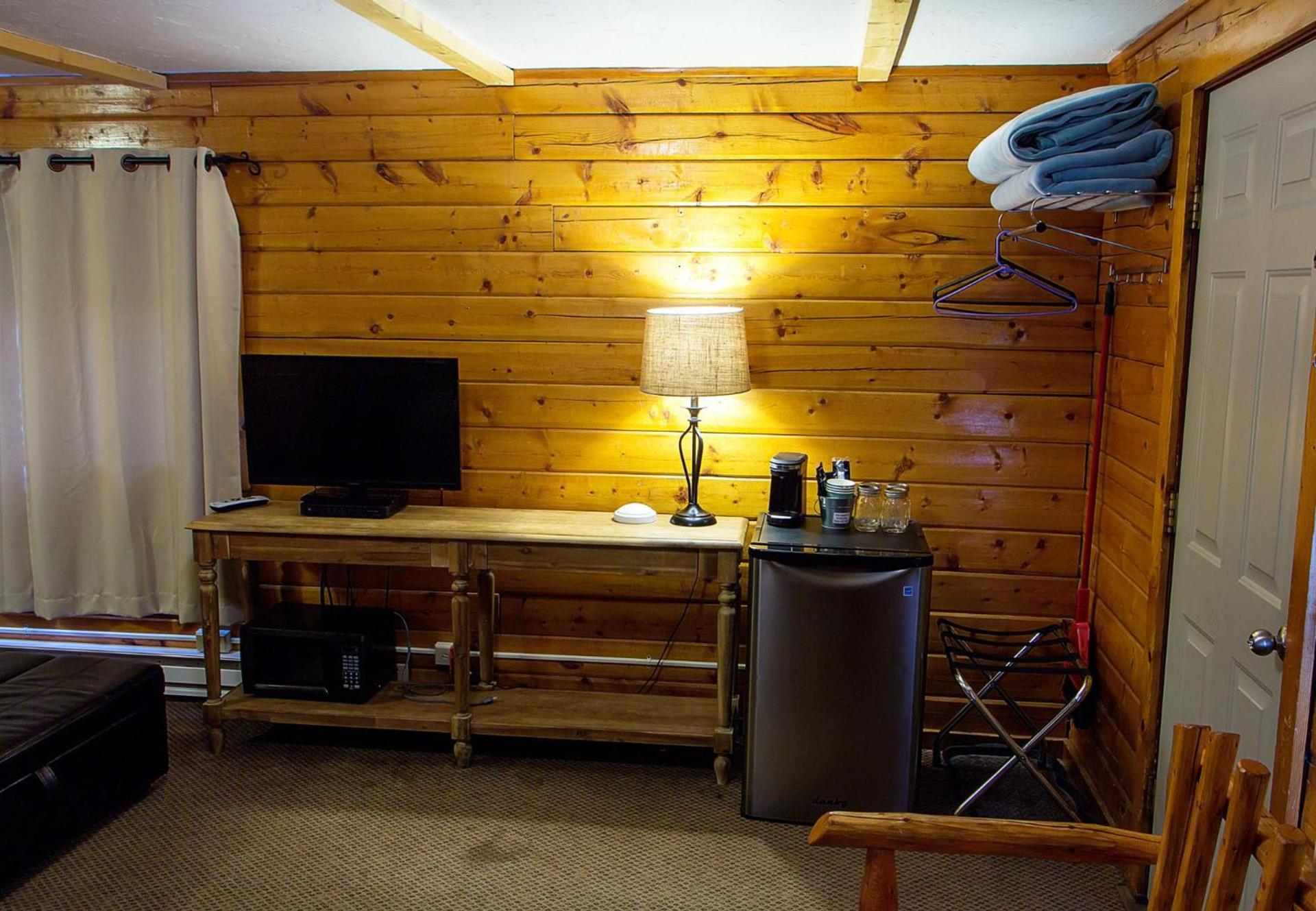 High Country Motel and Cabins photo 21