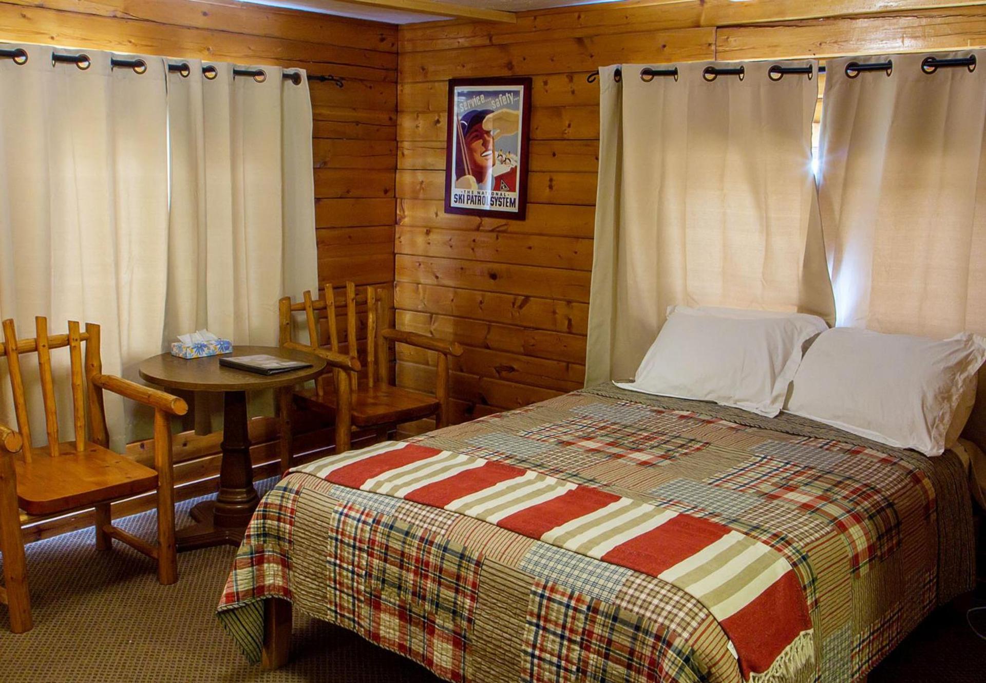 High Country Motel and Cabins photo 48